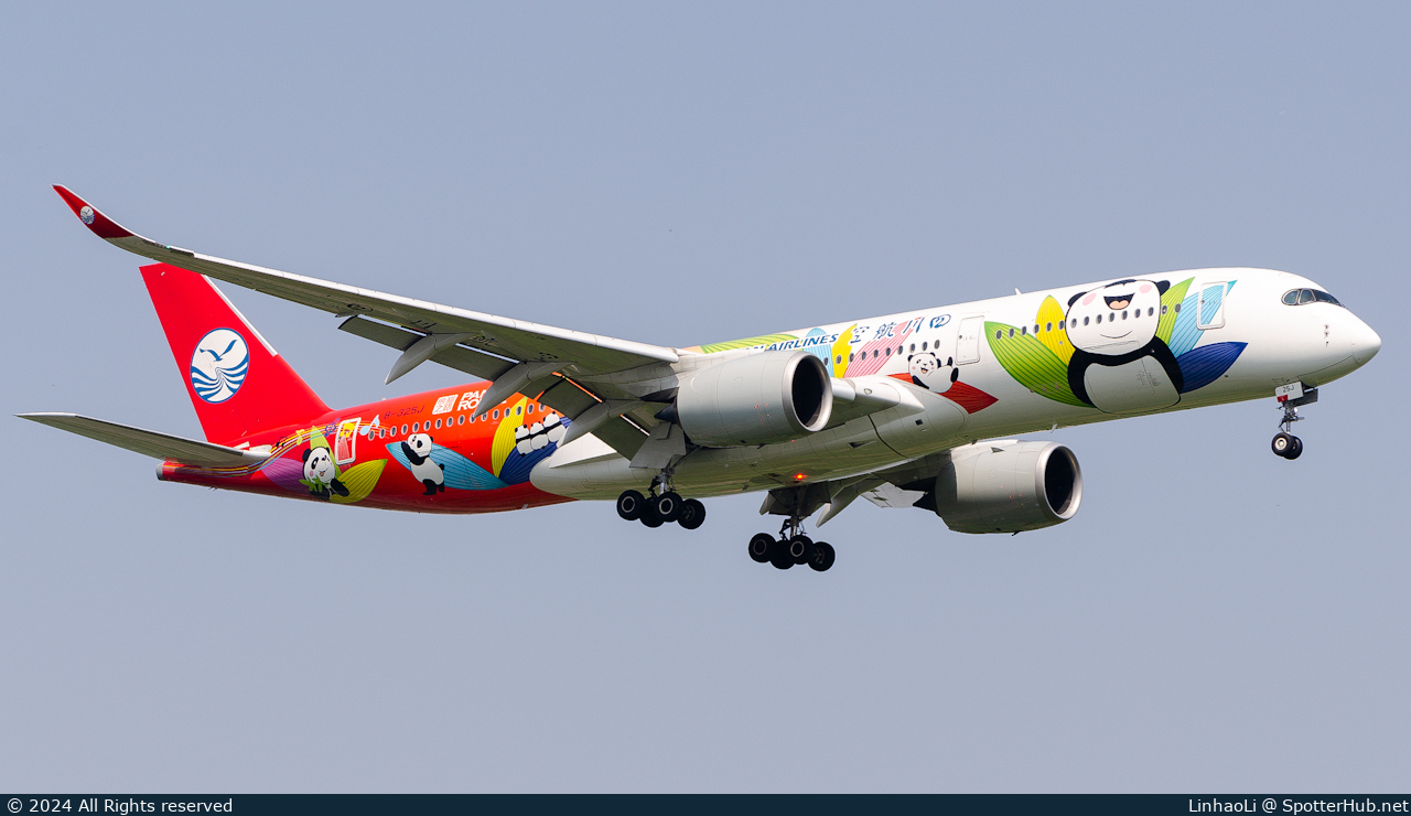 Photo of B-325J - Airbus A350-941 operated by Sichuan Airlines