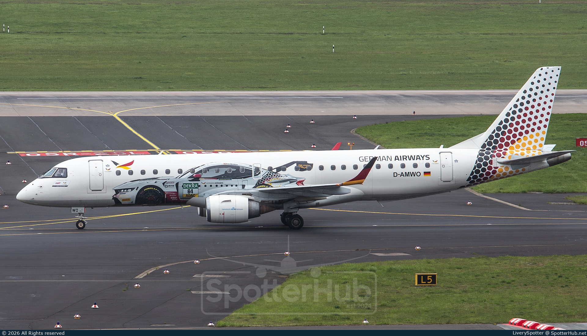 Photo of D-AMWO - Embraer ERJ-190AR operated by German Airways