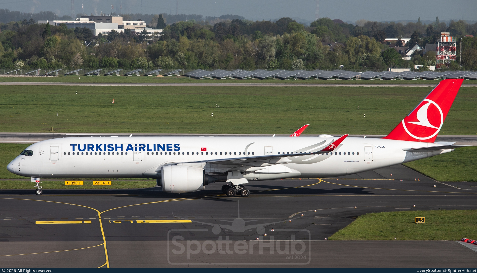 Photo of TC-LGK - Airbus A350-941 operated by Turkish Airlines