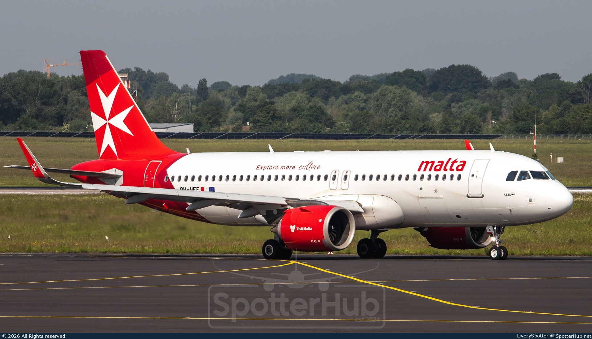 Photo of 9H-NEE - Airbus A320-251N operated by KM Malta Airlines