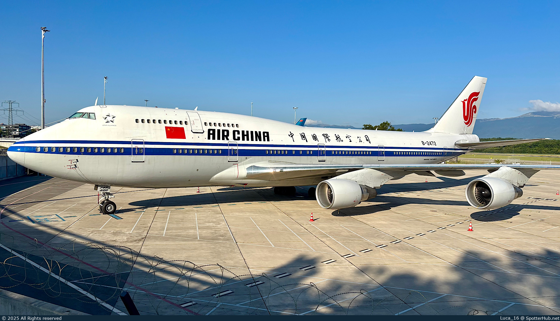 Photo of B-2472 - Boeing 747-4J6 operated by Air China