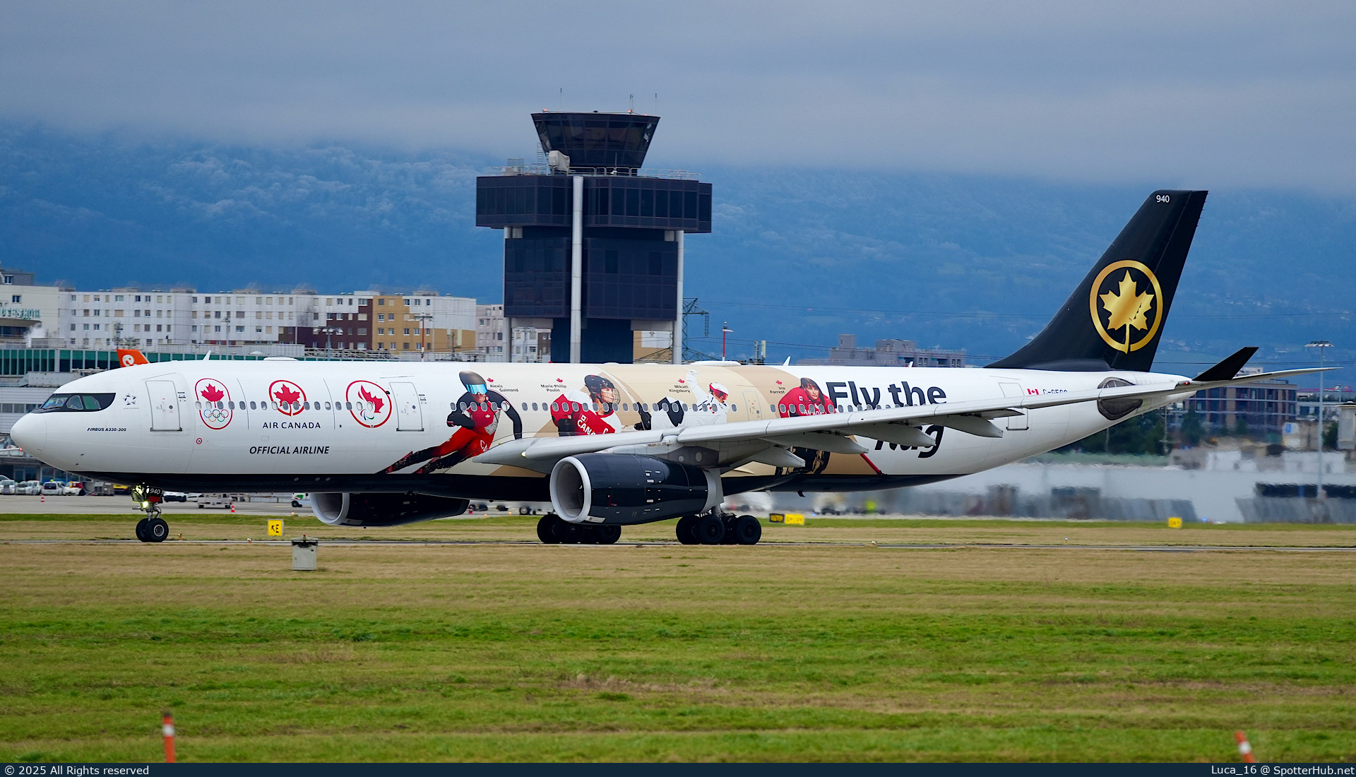 Photo of C-GEGC - Airbus A330-343 operated by Air Canada