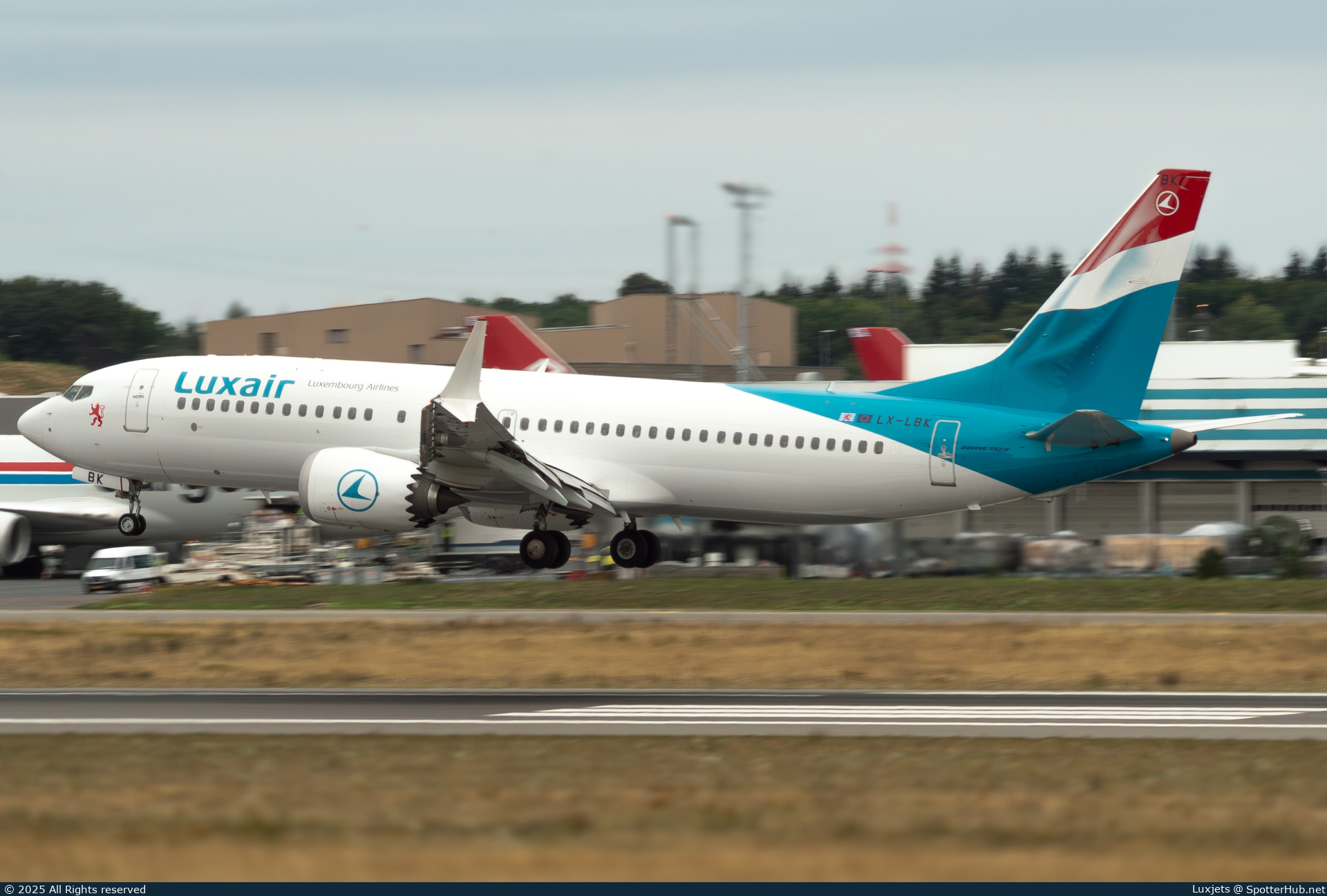 Photo of LX-LBK - Boeing 737 MAX 8 operated by Luxair