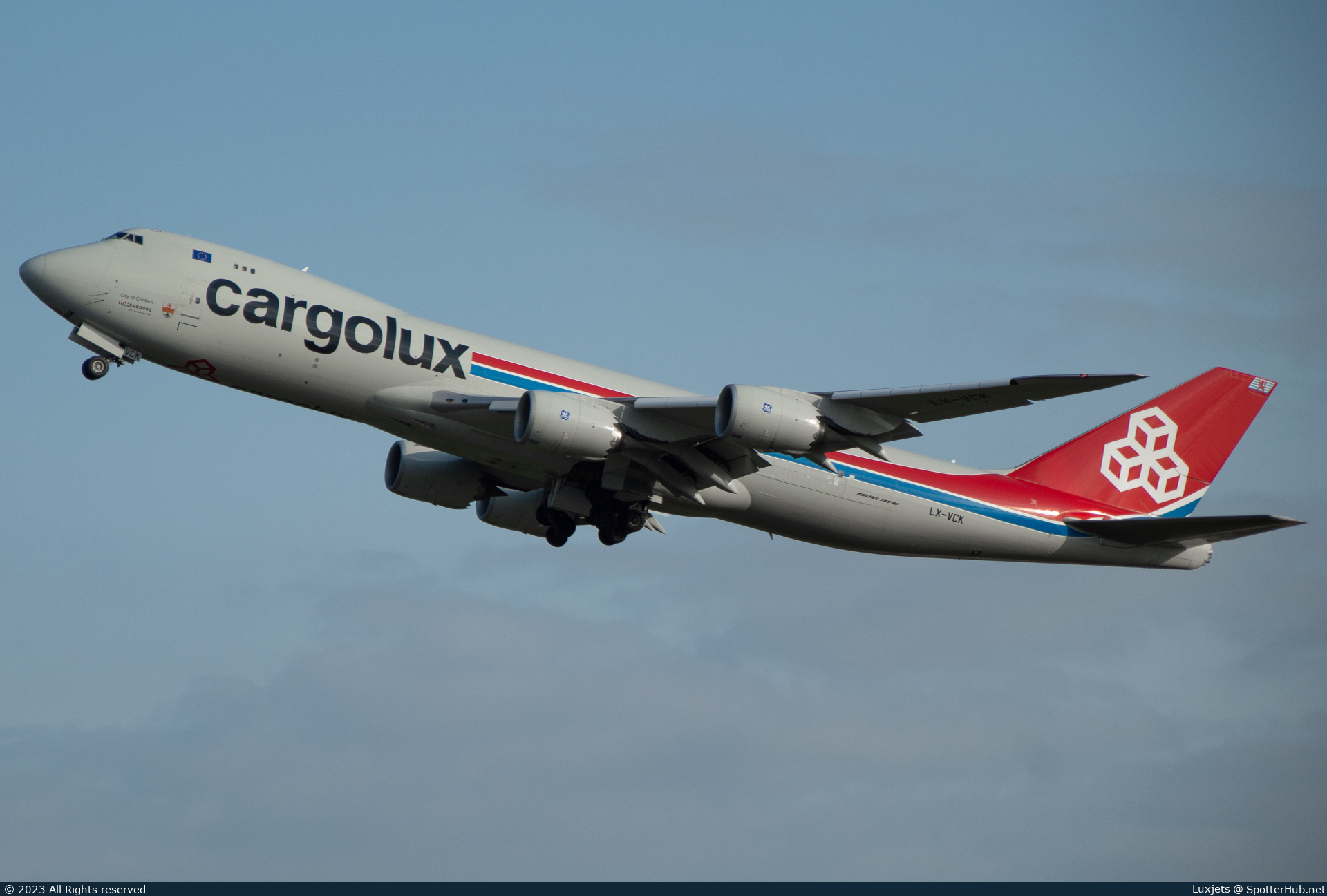 Photo of LX-VCK - Boeing 747-8R7F operated by Cargolux