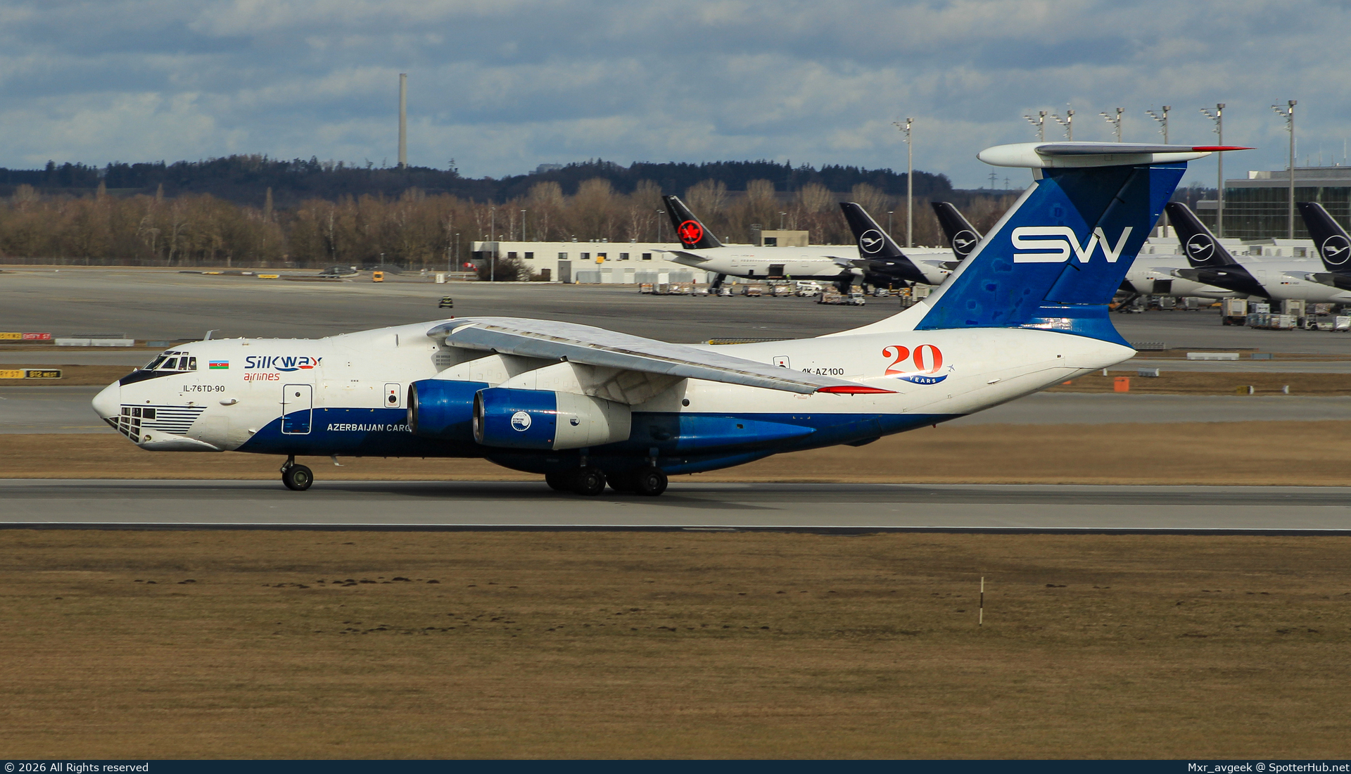 Photo of 4K-AZ100 - Ilyushin Il-76TD-90VD operated by Silk Way Airlines