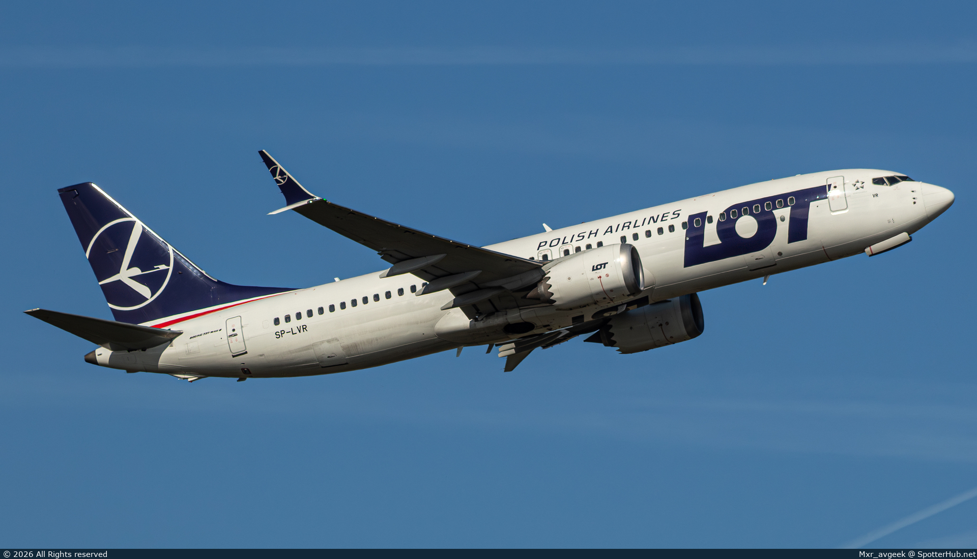 Photo of SP-LVR - Boeing 737 MAX 8 operated by LOT Polish Airlines