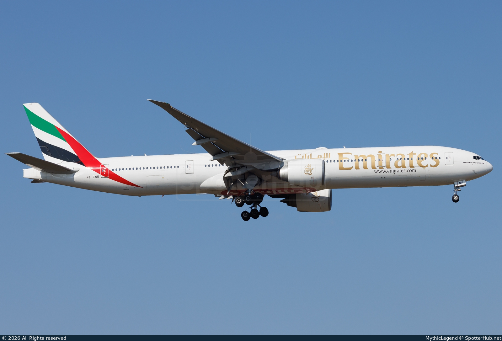 Photo of A6-ENN - Boeing 777-31H(ER) operated by Emirates