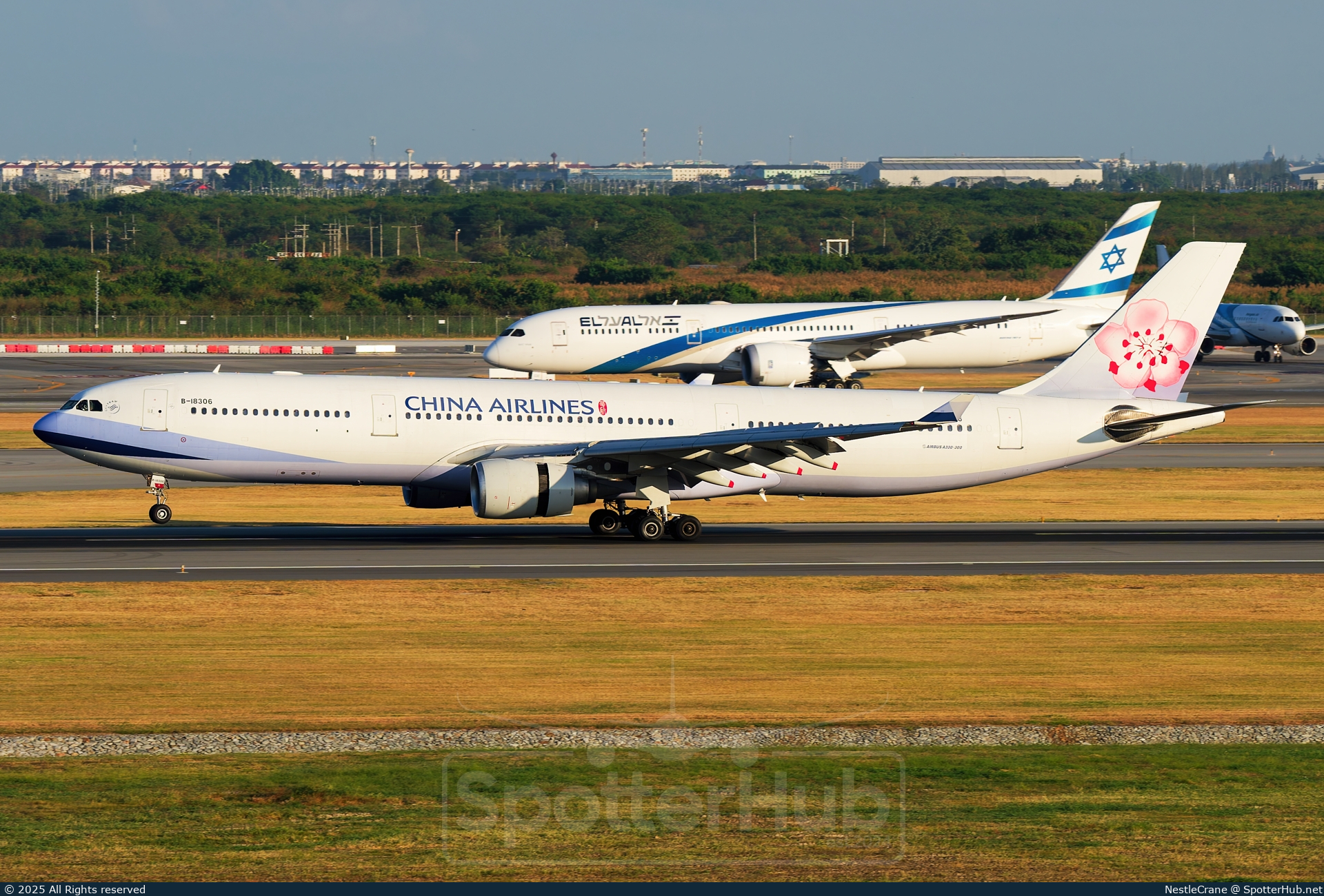 Photo of B-18306 - Airbus A330-302 operated by China Airlines