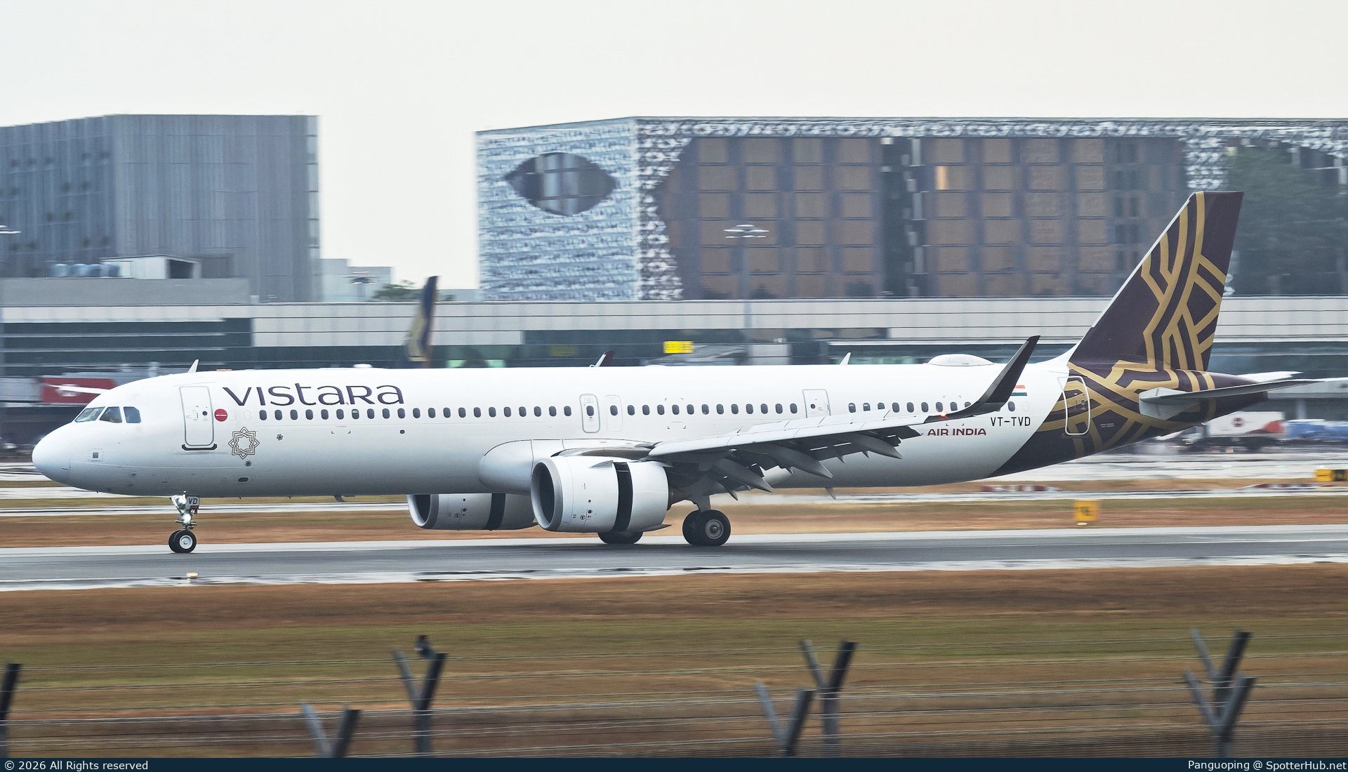 Photo of VT-TVD - Airbus A321-251NX operated by Vistara