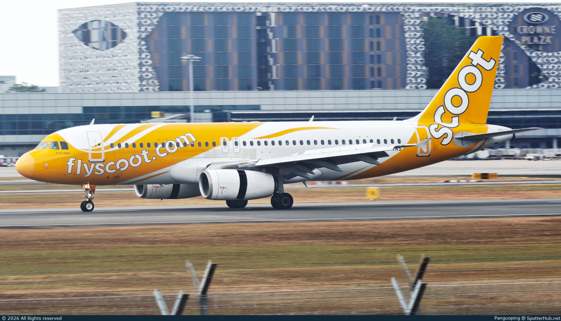 Photo of 9V-TRS - Airbus A320-232 operated by Scoot