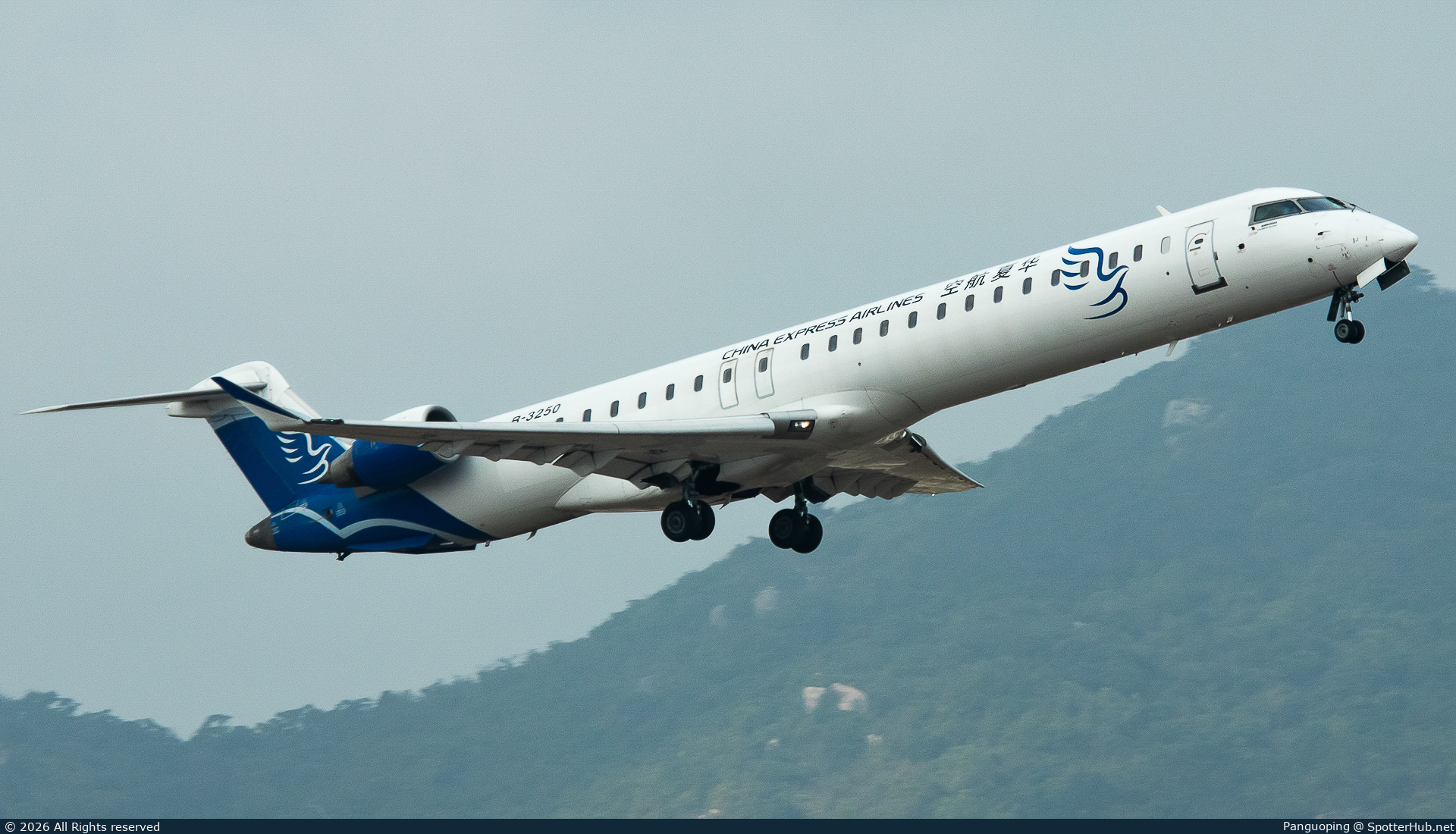 Photo of B-3250 - Bombardier CRJ-900LR operated by China Express Airlines