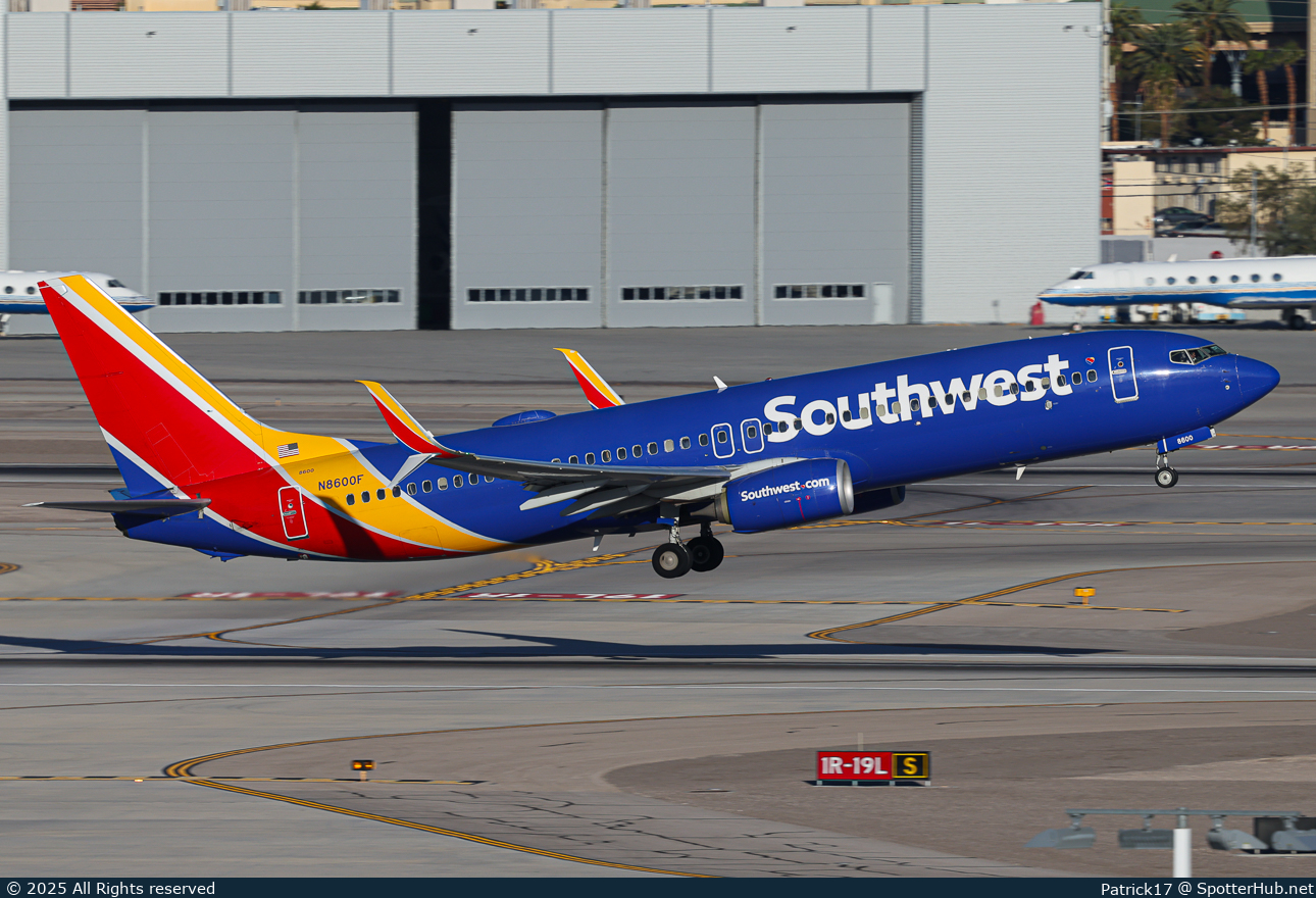 Photo of N8600F - Boeing 737-8H4 operated by Southwest Airlines