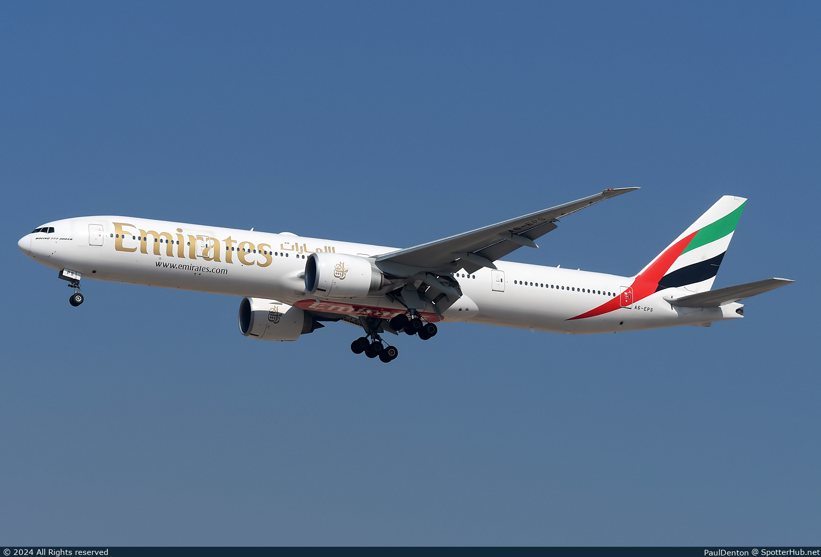 Photo of A6-EPS - Boeing 777-31H(ER) operated by Emirates