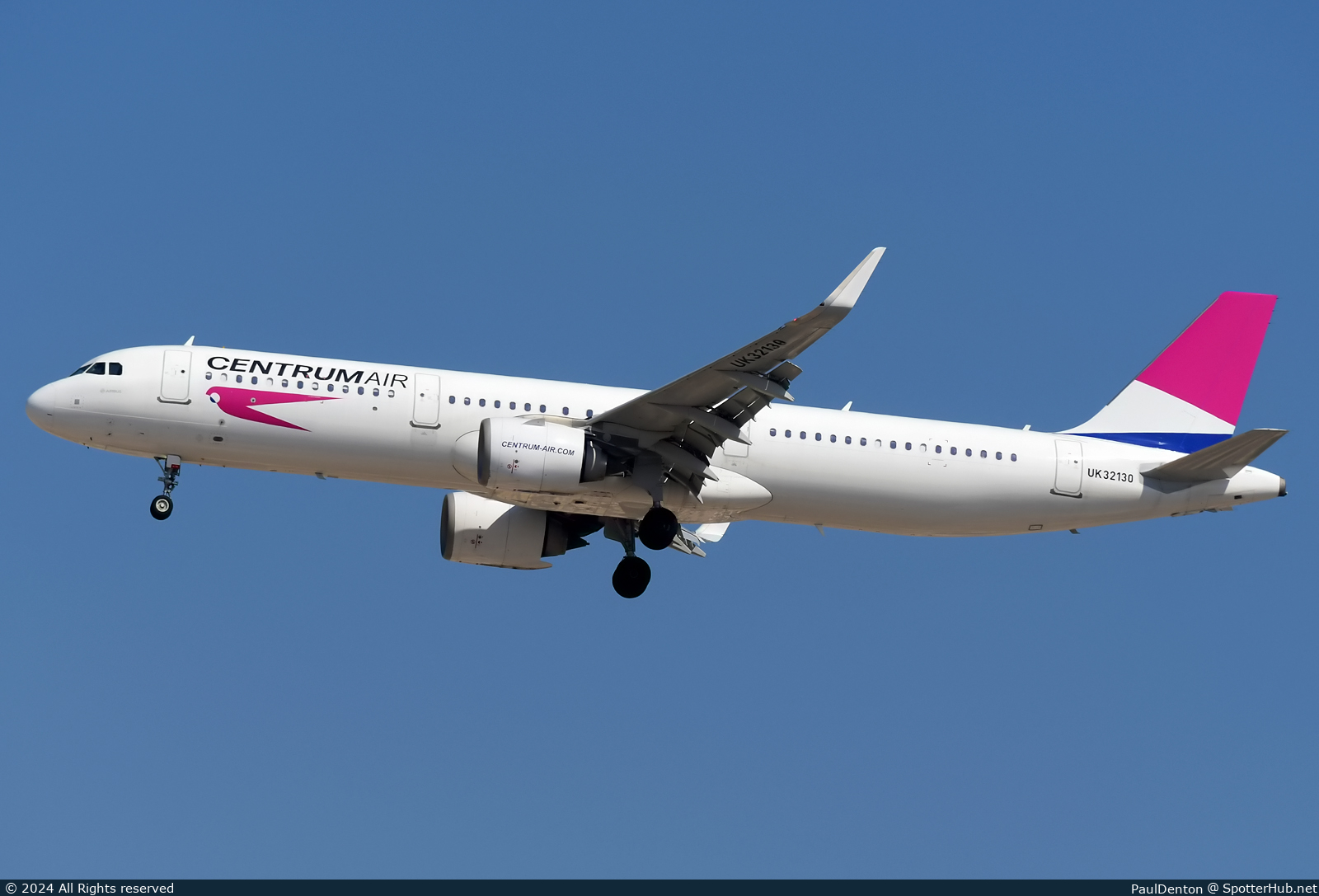 Photo of UK32130 - Airbus A321-251N operated by Centrum Air