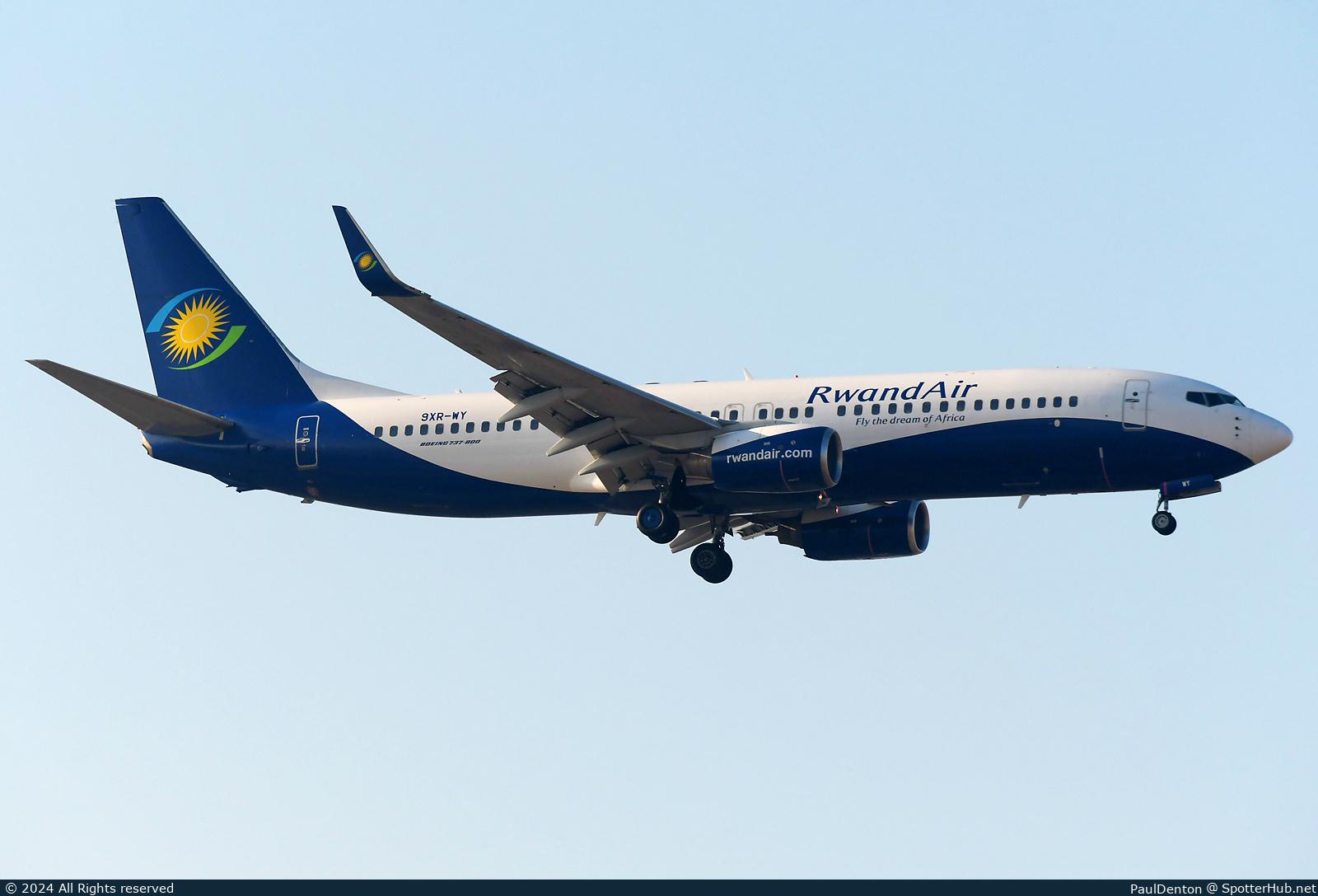 Photo of 9XR-WY - Boeing 737-8FZ operated by RwandAir
