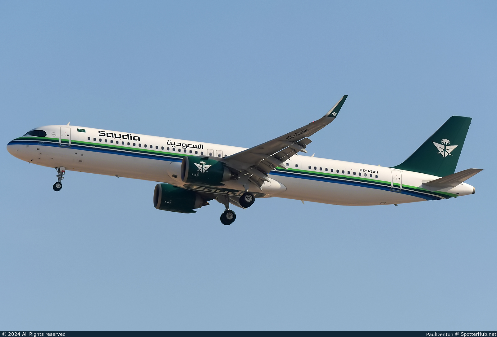 Photo of HZ-ASAH - Airbus A321-251NX operated by Saudia