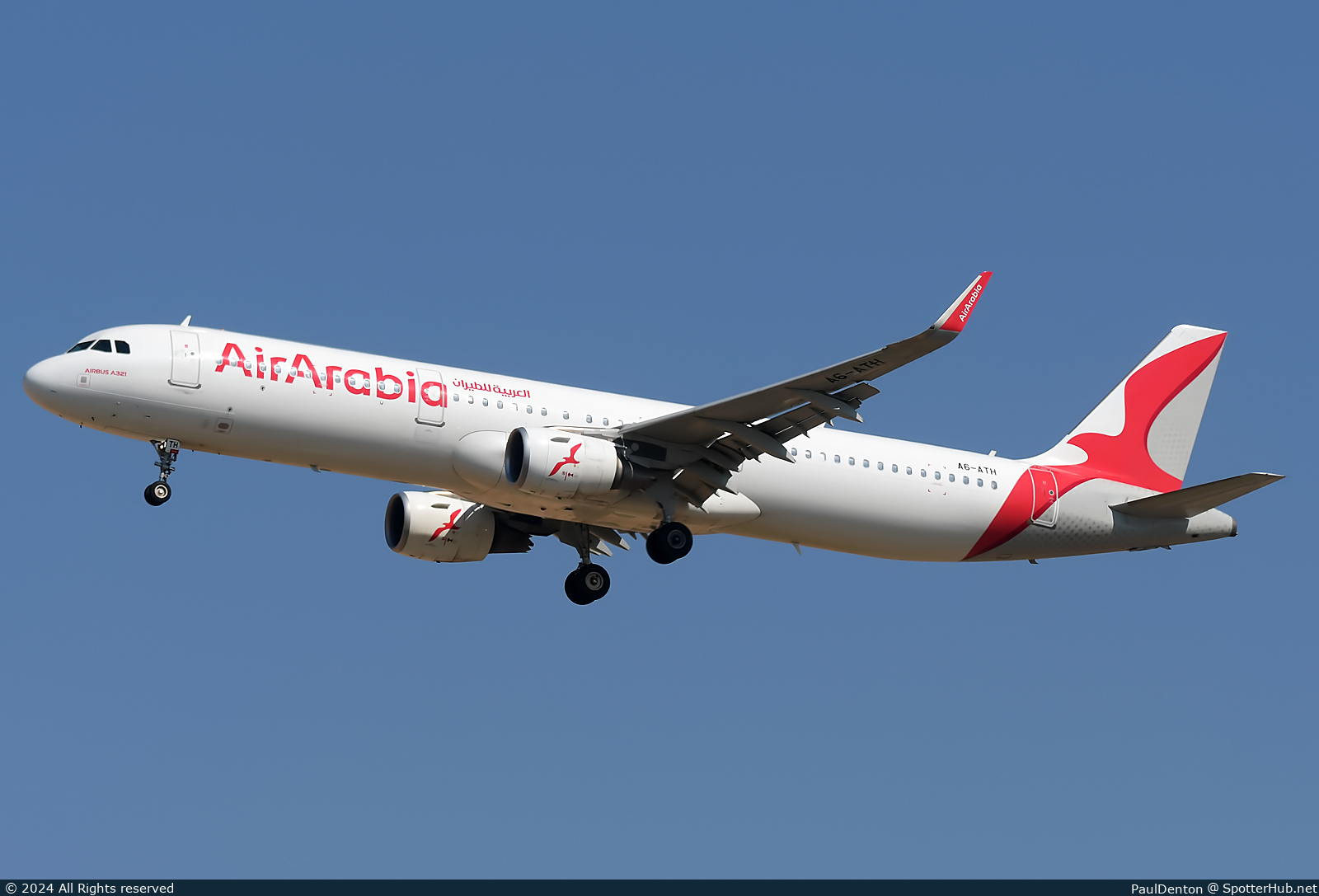 Photo of A6-ATH - Airbus A321-211 operated by Air Arabia