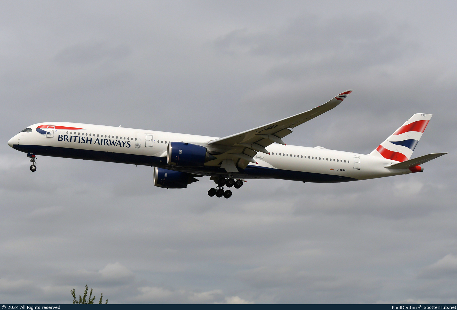 Photo of G-XWBH - Airbus A350-1041 operated by British Airways