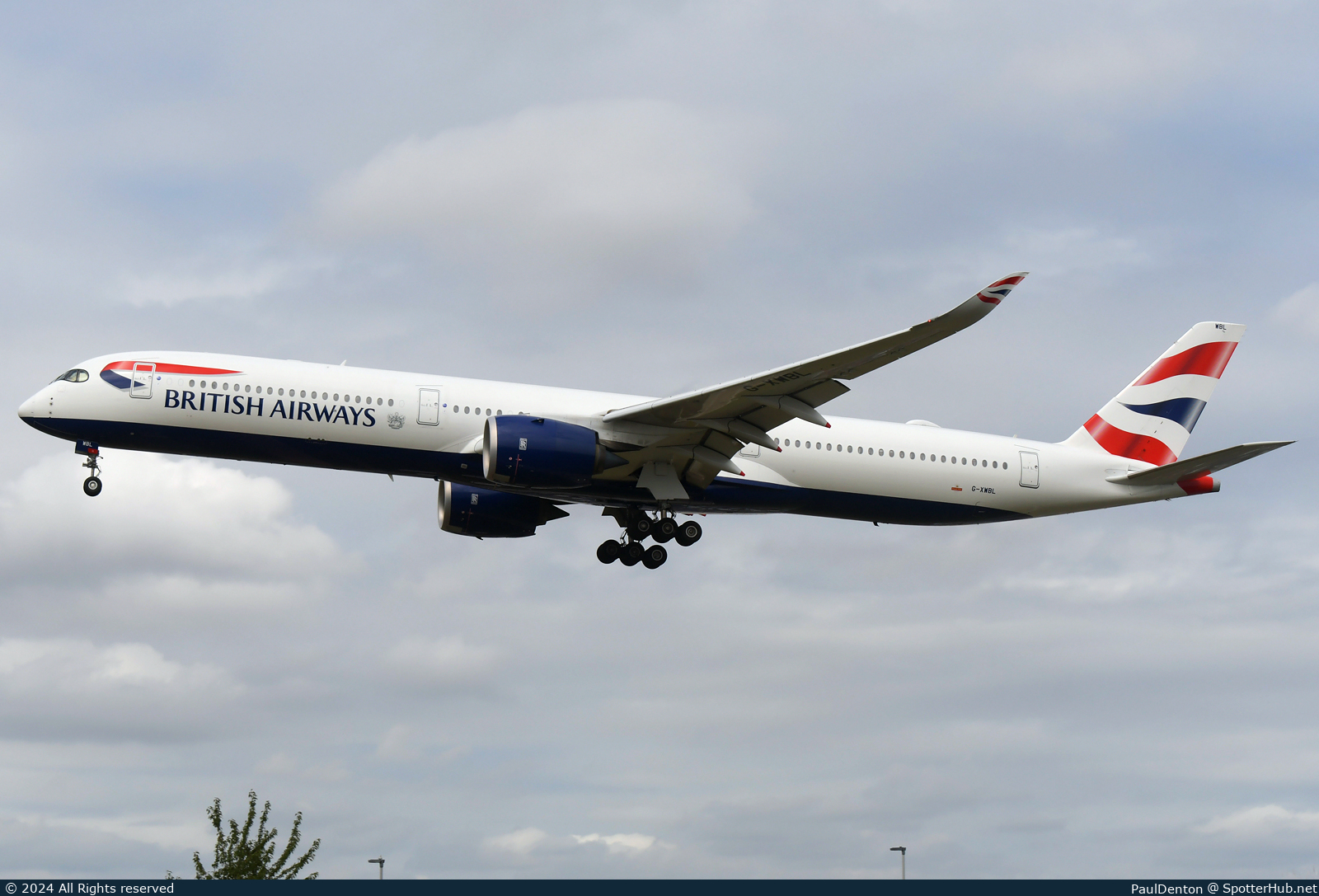 Photo of G-XWBL - Airbus A350-1041 operated by British Airways