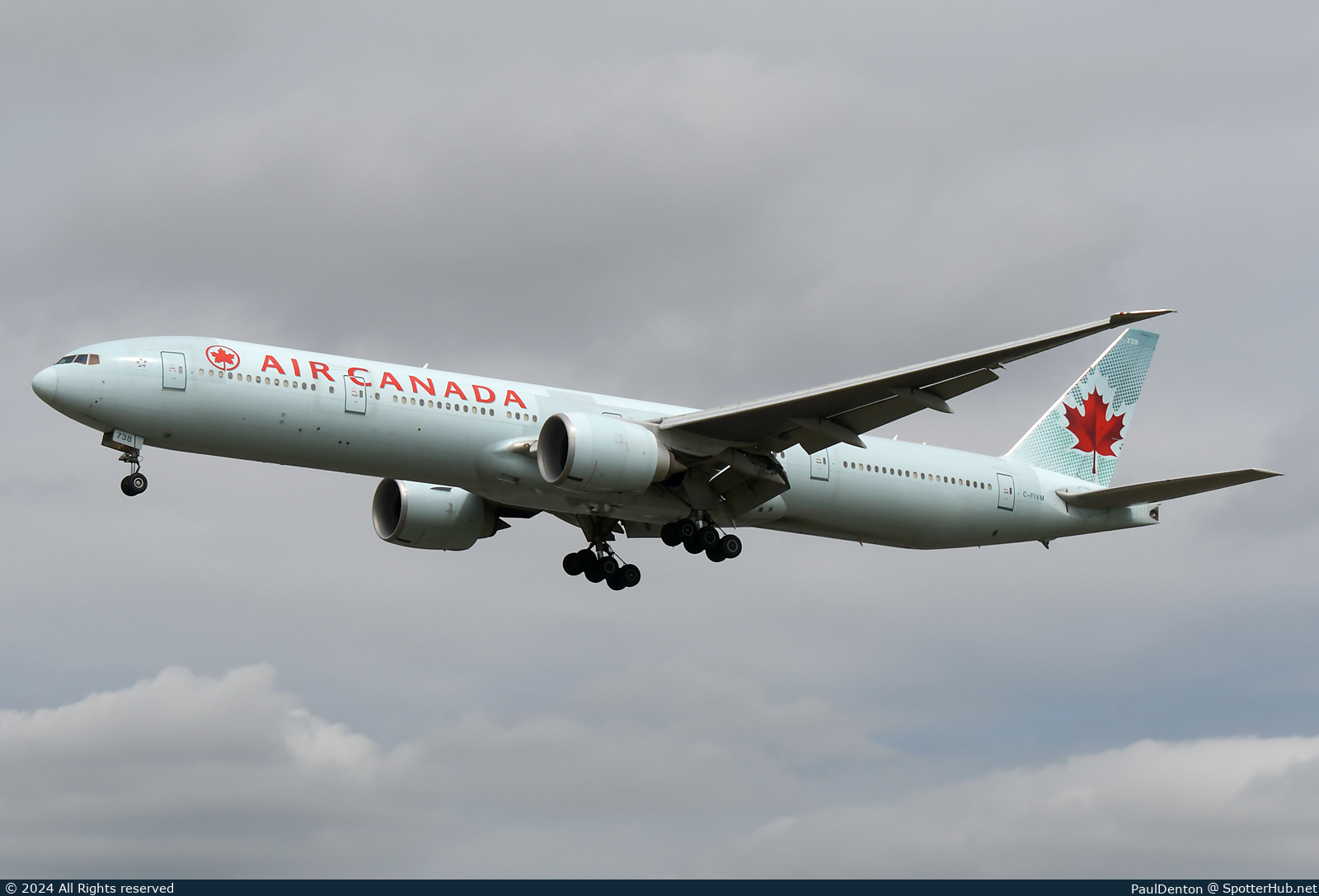 Photo of C-FIVM - Boeing 777-333(ER) operated by Air Canada
