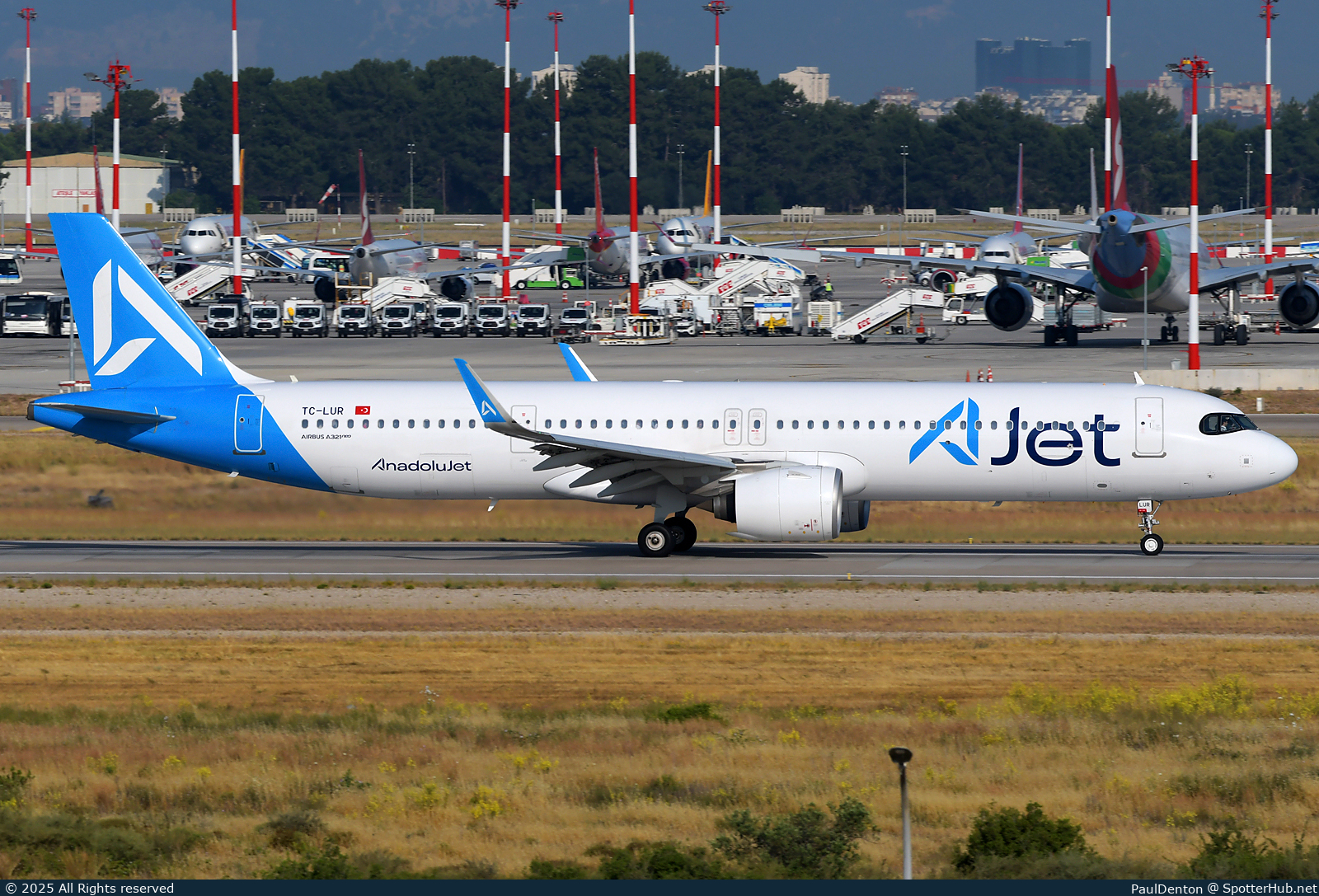 Photo of TC-LUR - Airbus A321-271NX operated by AJet