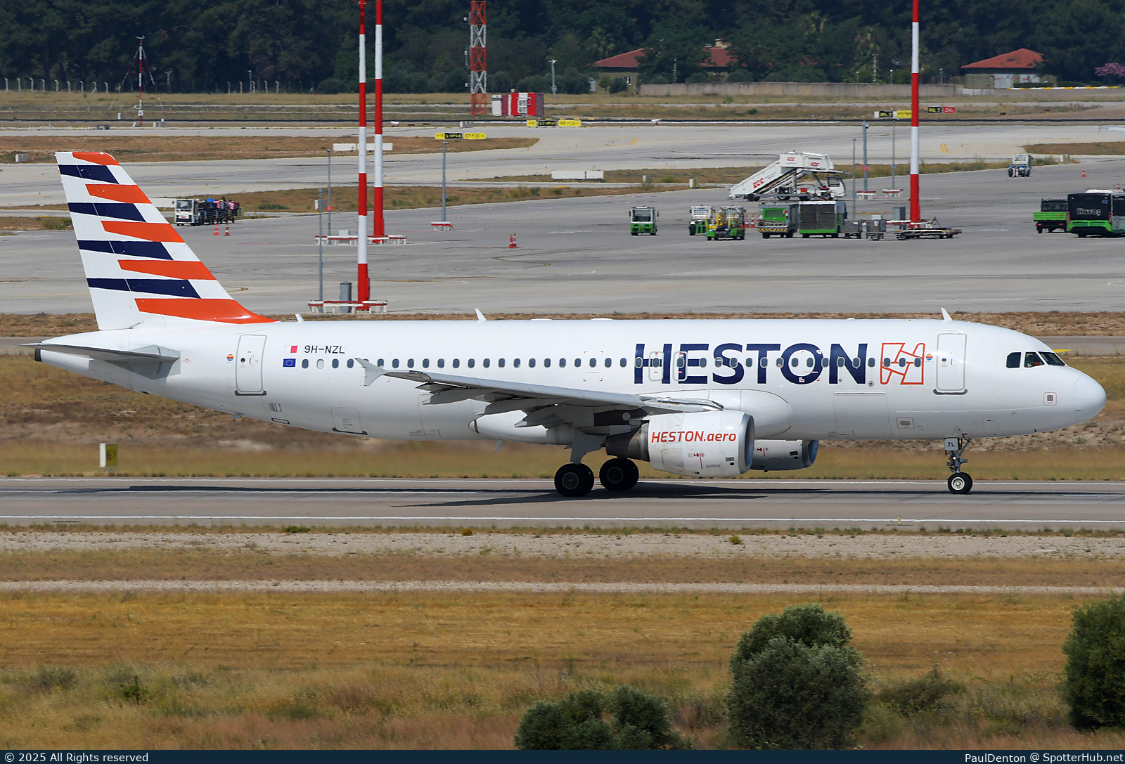Photo of 9H-NZL - Airbus A320-214 operated by Heston Airlines (opb Valletta Airlines)
