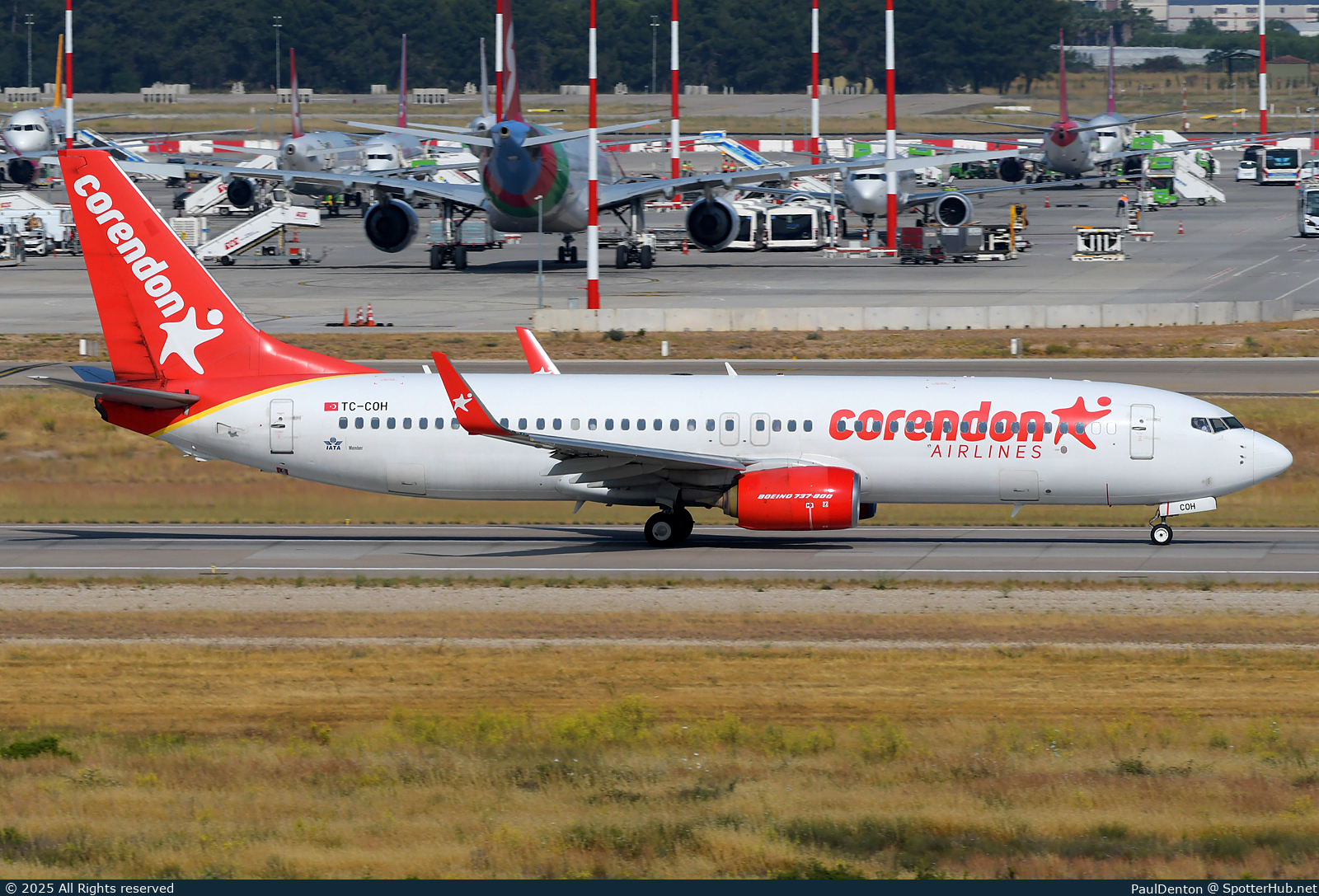 Photo of TC-COH - Boeing 737-8EH operated by Corendon Airlines