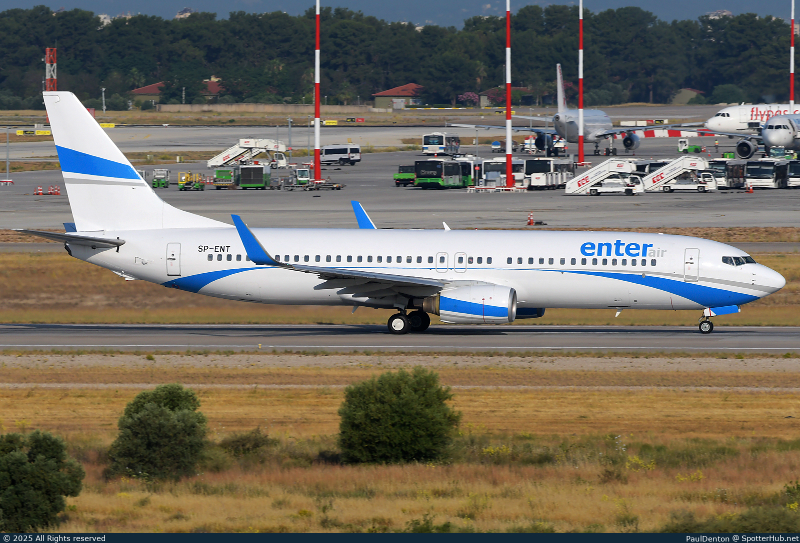 Photo of SP-ENT - Boeing 737-8AS operated by Enter Air