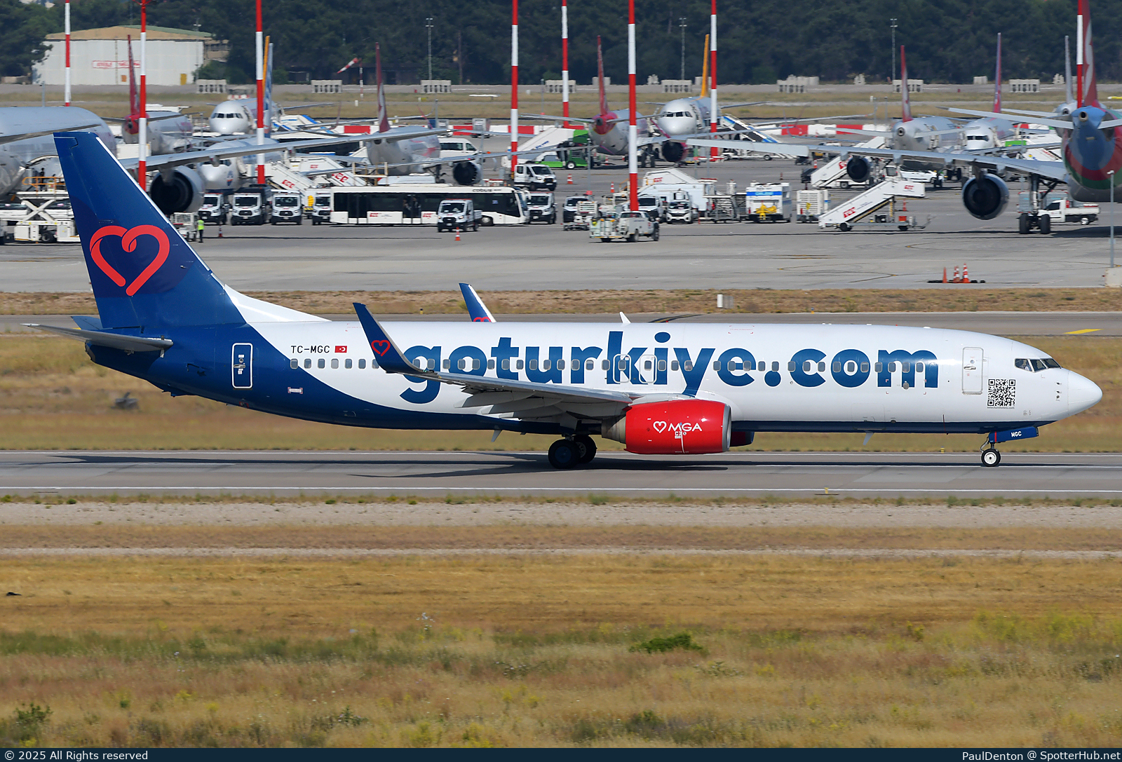 Photo of TC-MGC - Boeing 737-83N operated by Mavi Gök Airlines