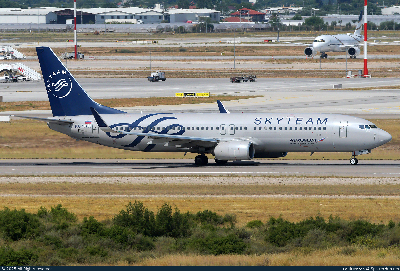 Photo of RA-73103 - Boeing 737-8LJ operated by Aeroflot