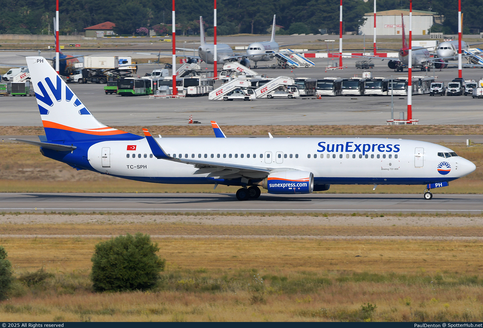 Photo of TC-SPH - Boeing 737-82R operated by SunExpress