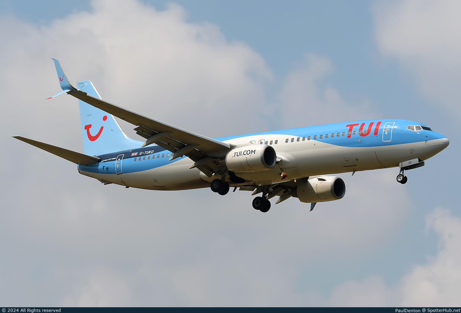 Photo of G-TUKO - Boeing 737-8K5 operated by TUI Airways
