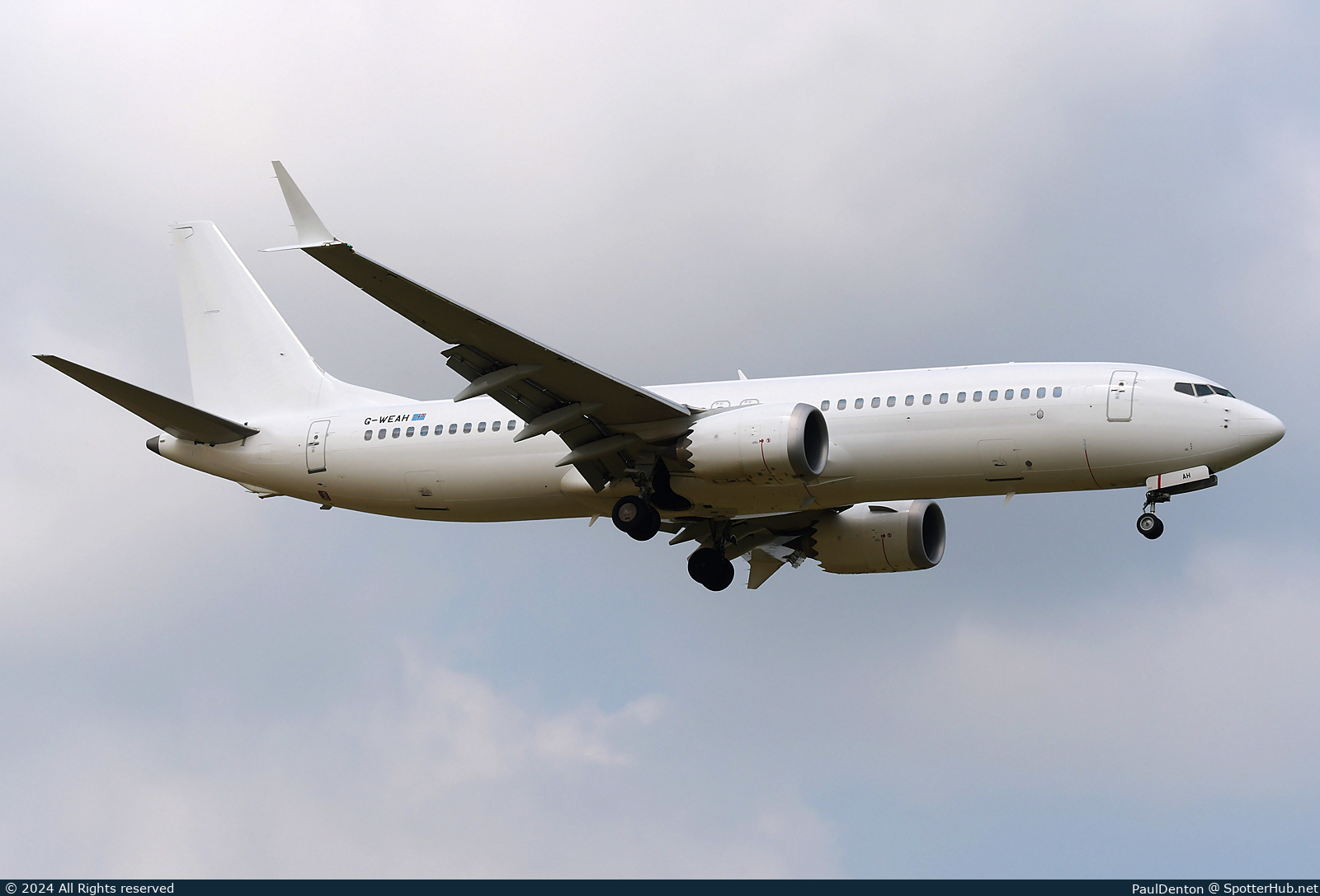 Photo of G-WEAH - Boeing 737 MAX 8 operated by Ascend Airways