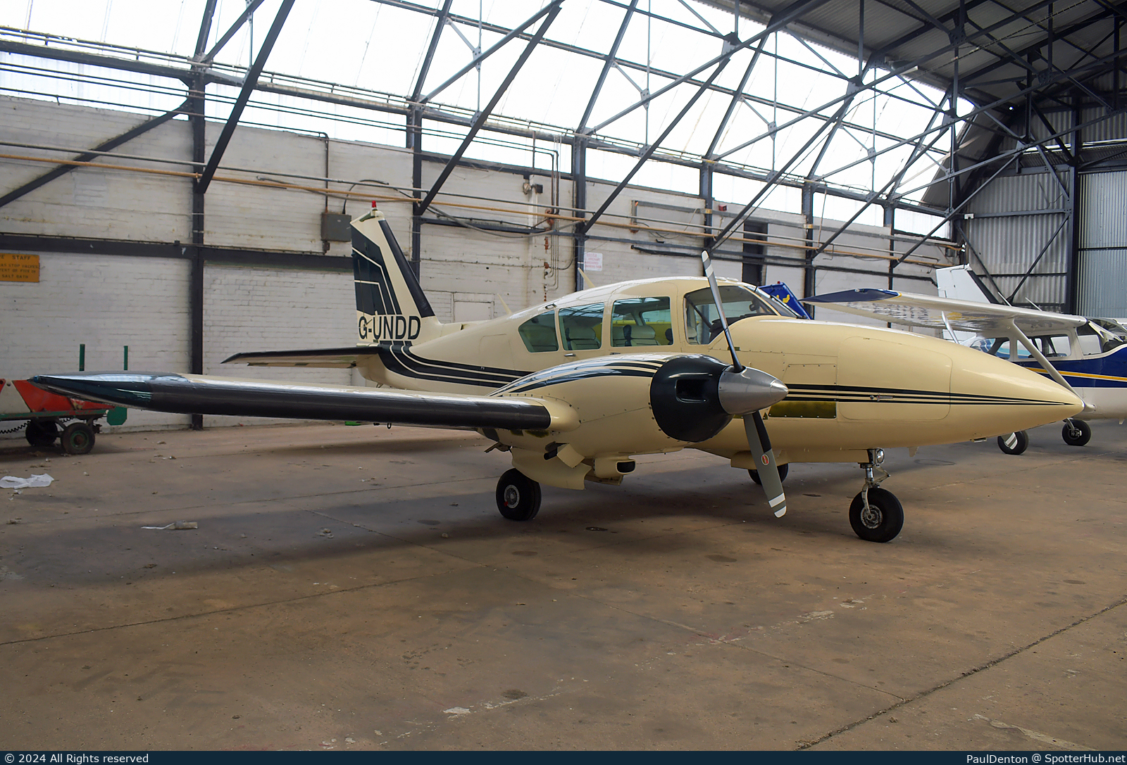 Photo of G-UNDD - Piper PA-23-250 Aztec E operated by Private