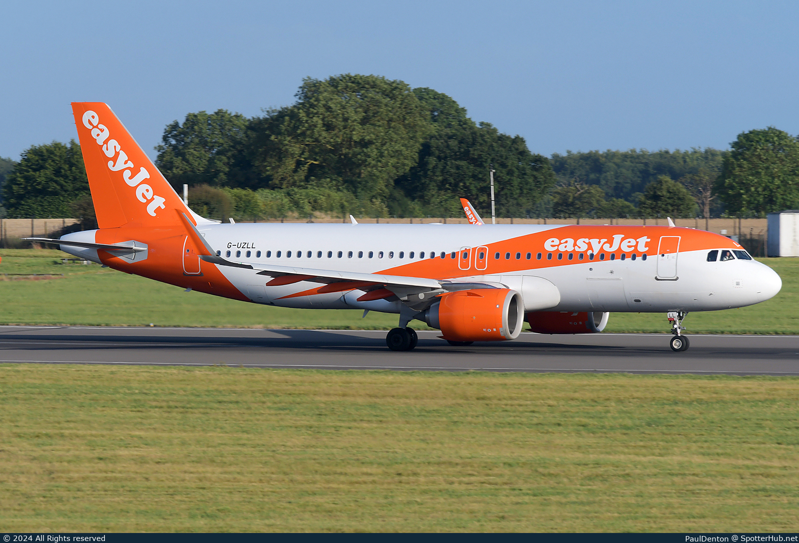 Photo of G-UZLL - Airbus A320-251N operated by easyJet