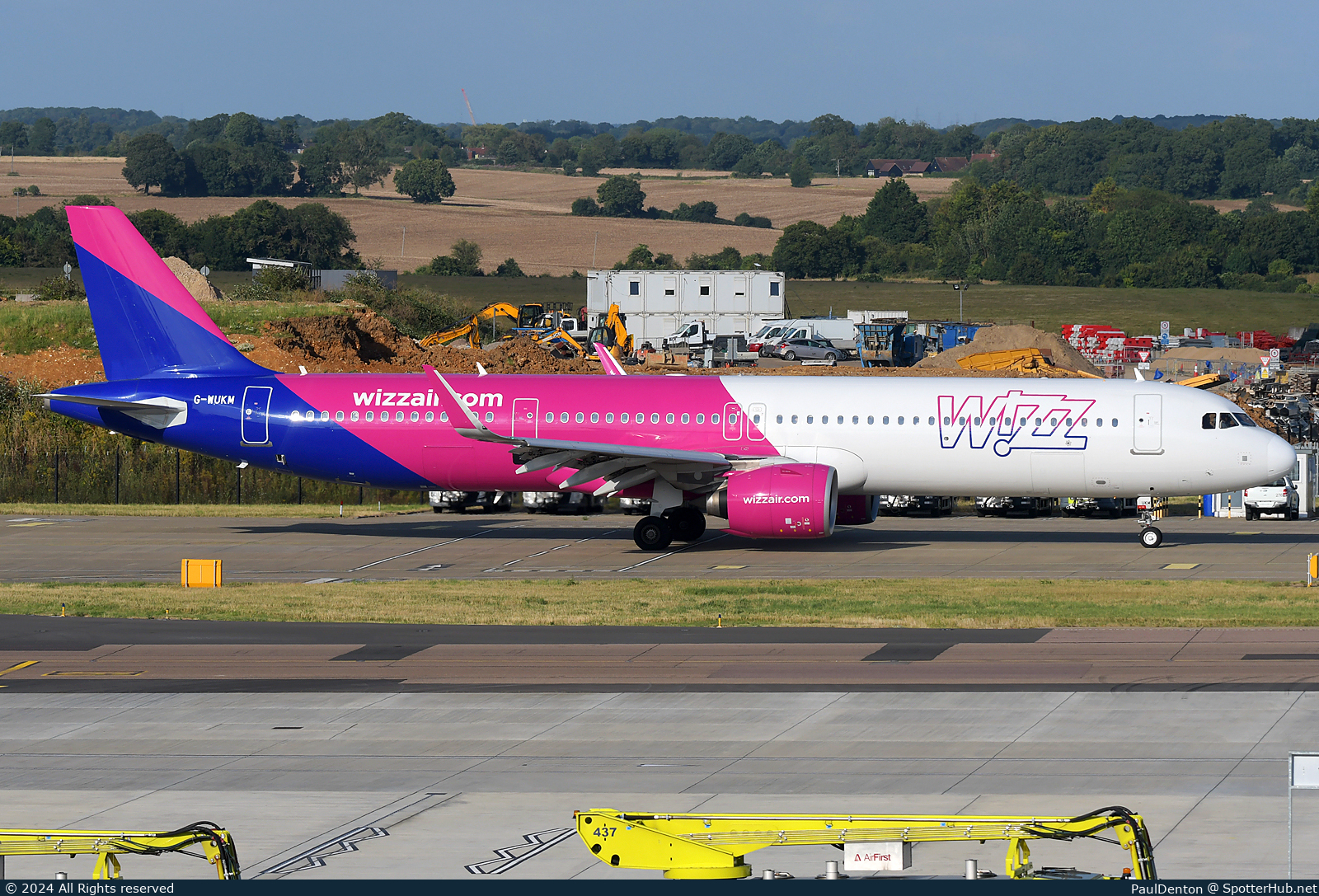 Photo of G-WUKM - Airbus A321-271NX operated by Wizz Air UK