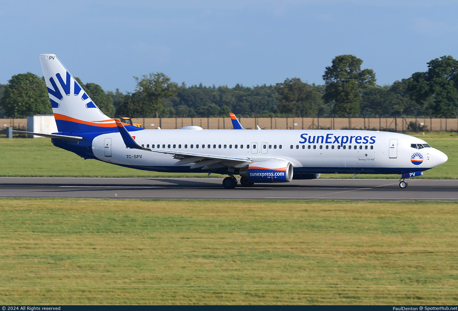 Photo of TC-SPV - Boeing 737-8JP operated by SunExpress