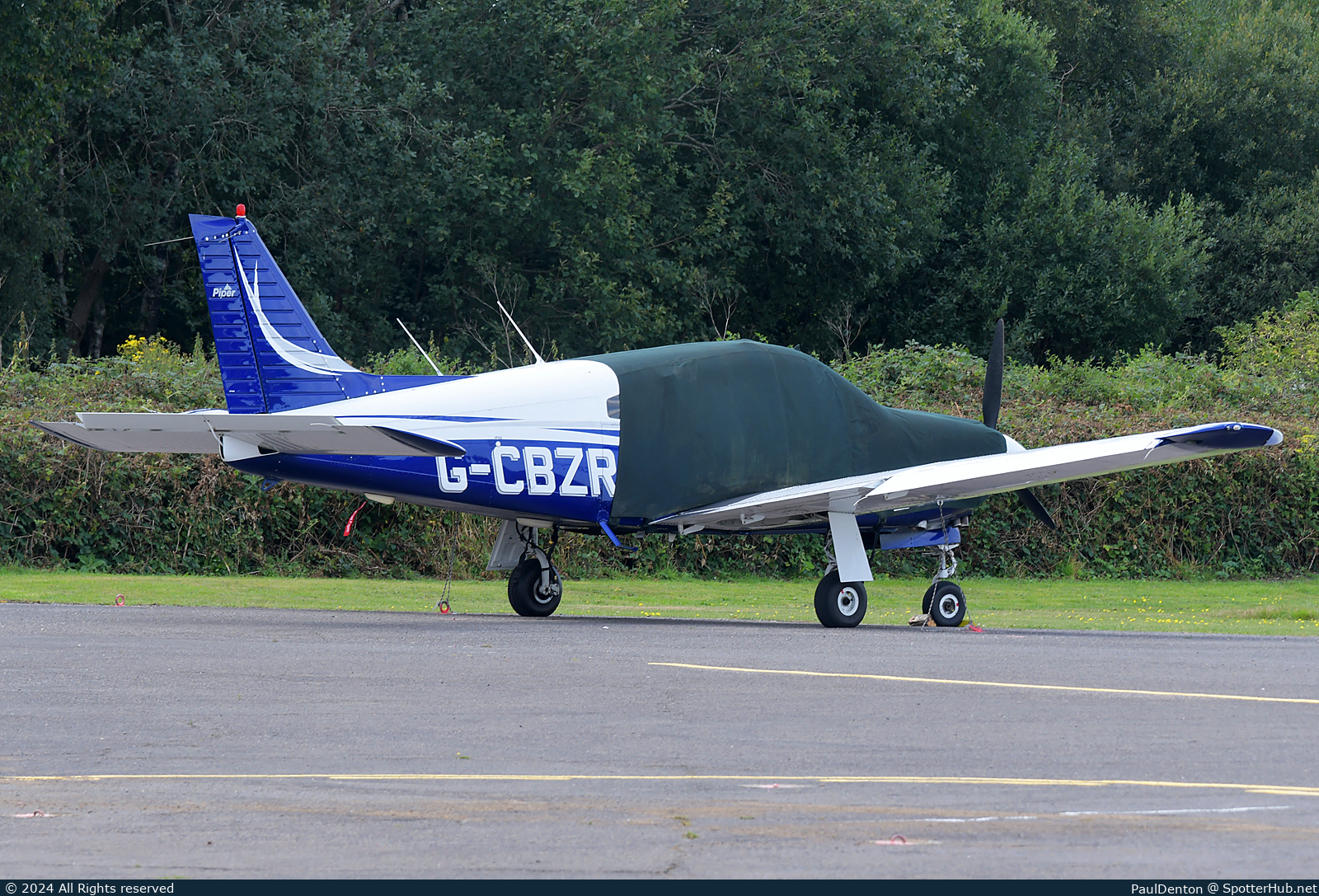 Photo of G-CBZR - Piper PA-28R-201 Cherokee Arrow III operated by Blackbushe Aviation