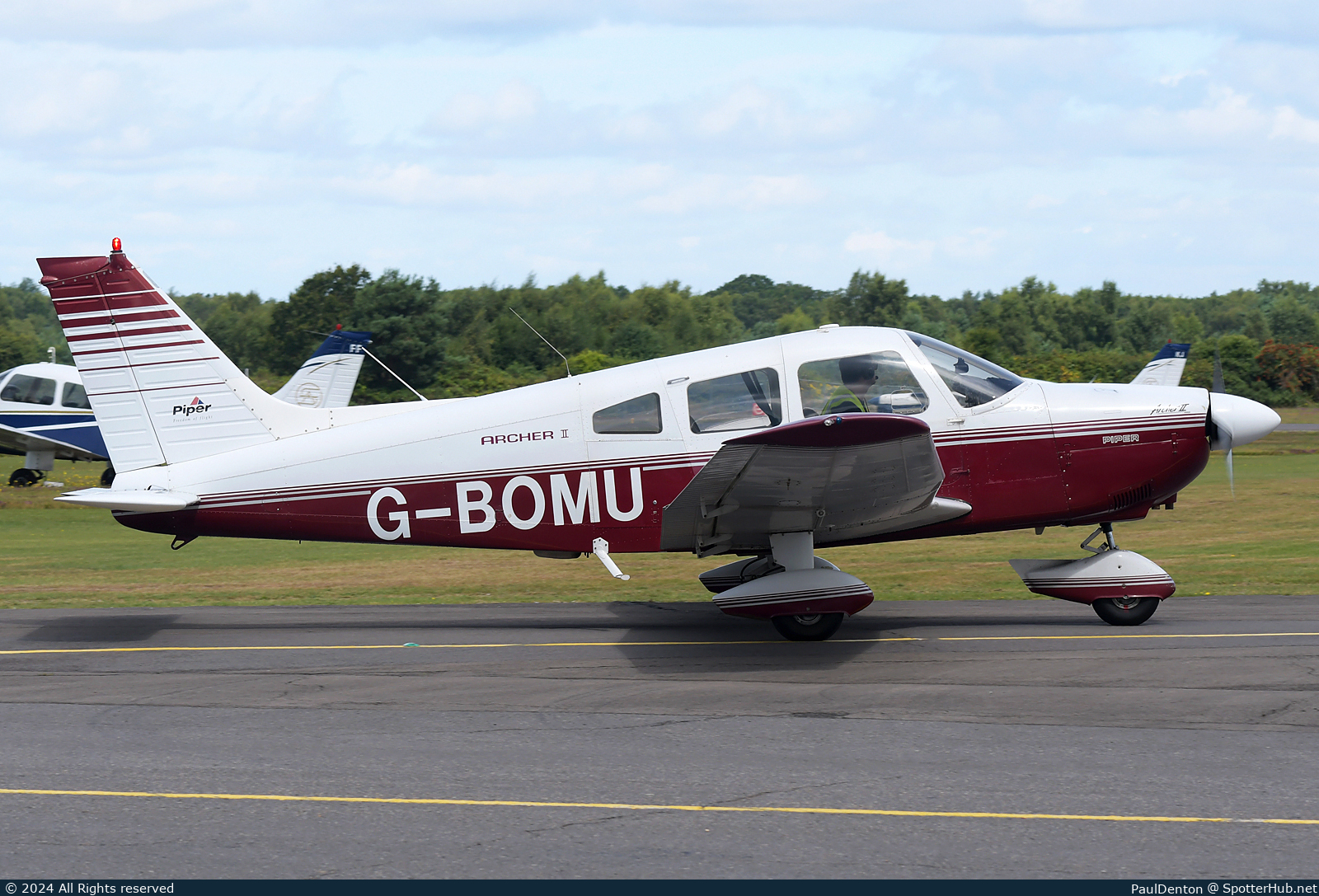 Photo of G-BOMU - Piper PA-28-181 Archer II operated by Private