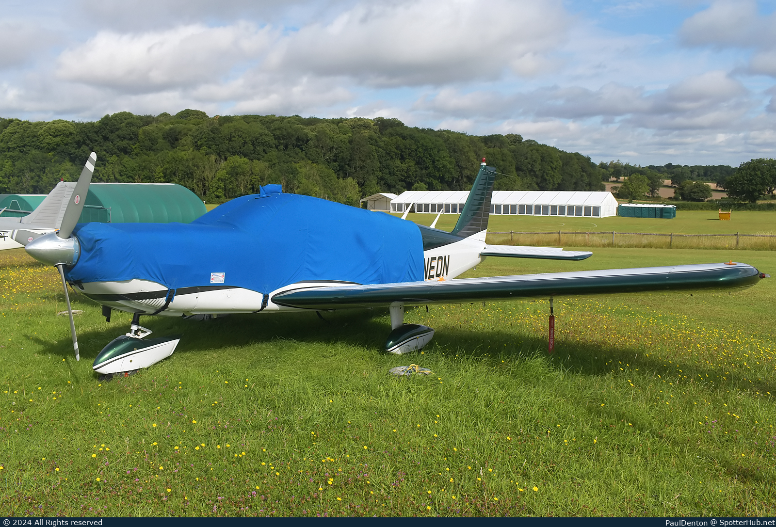 Photo of G-NEON - Piper PA-32-300 Cherokee Six operated by Private