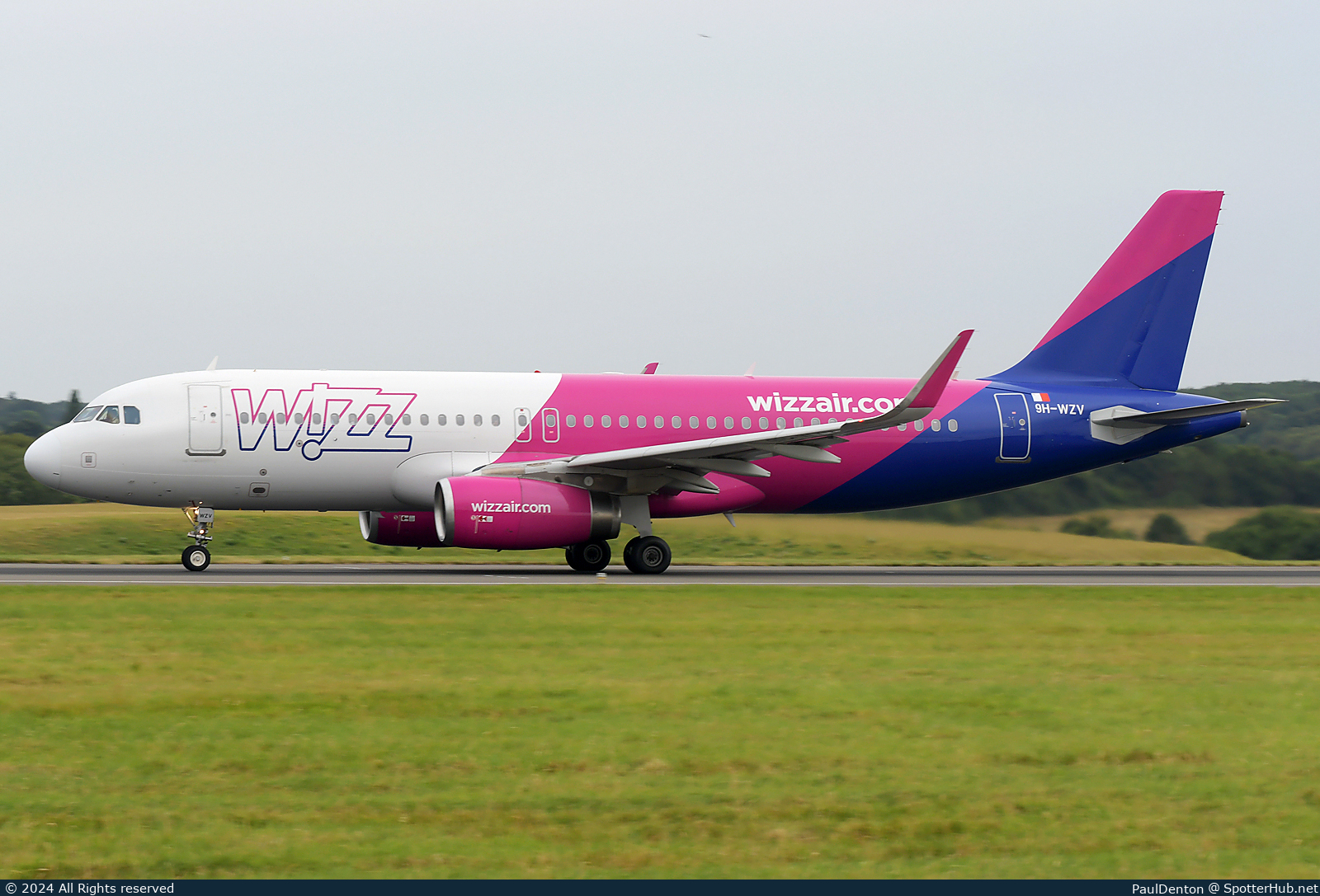 Photo of 9H-WZV - Airbus A320-232 operated by Wizz Air Malta