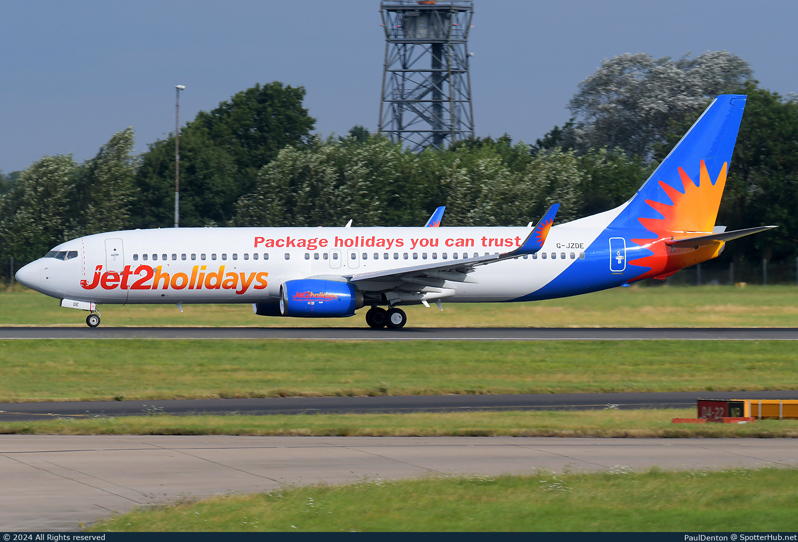 Photo of G-JZDE - Boeing 737-8H6 operated by Jet2
