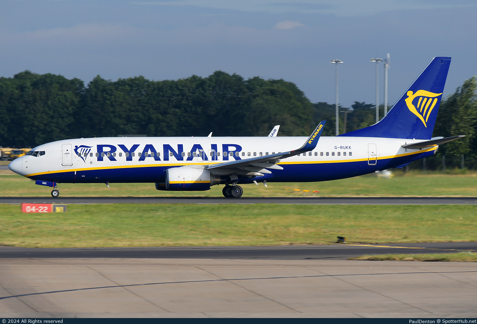 Photo of G-RUKK - Boeing 737-8AS operated by Ryanair UK