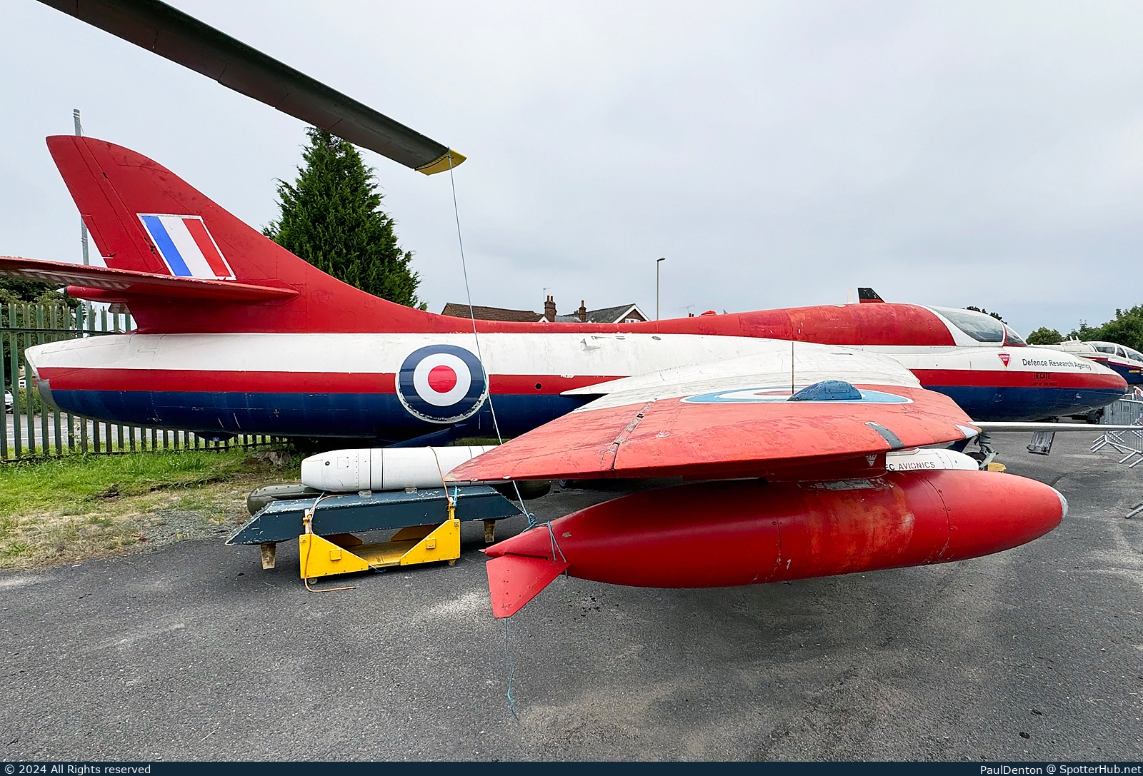 Photo of WV383 - Hawker Hunter T.7 operated by Royal Aircraft Establishment