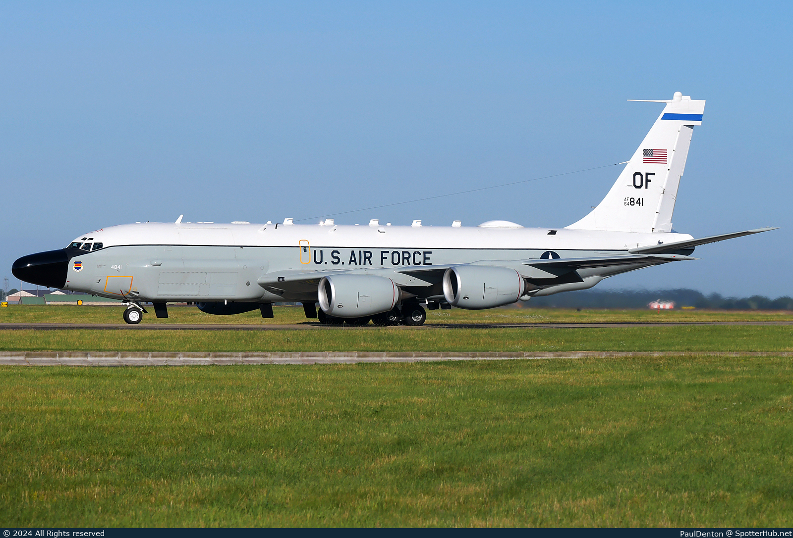 Photo of 64-14841 - Boeing RC-135V Rivet Joint operated by US Air Force