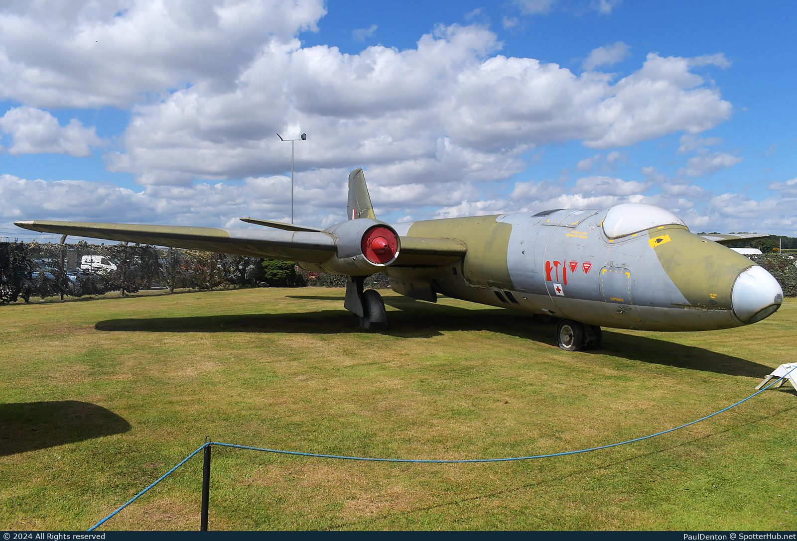 Photo of WH791 - English Electric Canberra PR.7 operated by Royal Air Force