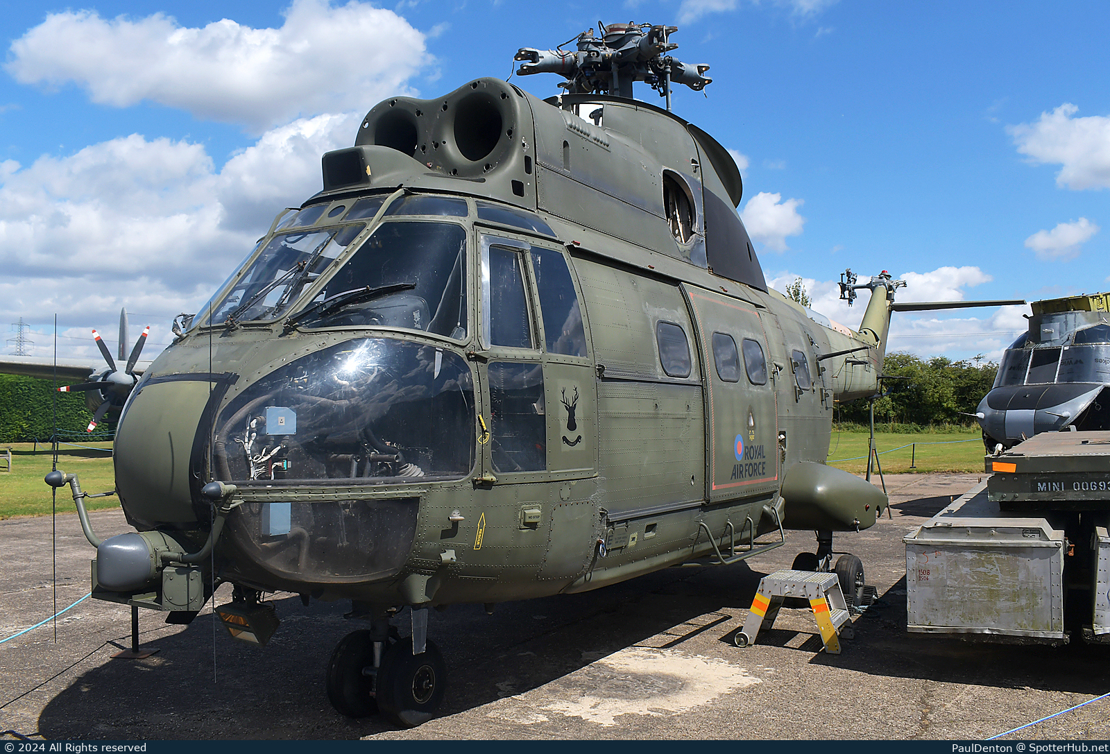 Photo of XW208 - Westland Puma HC Mk.1 [Aérospatiale SA330] operated by Royal Air Force