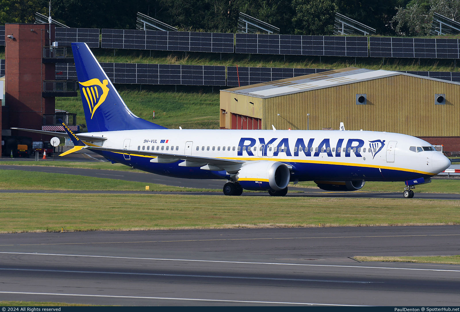 Photo of 9H-VUL - Boeing 737 MAX 8-200 operated by Ryanair (opb Malta Air)