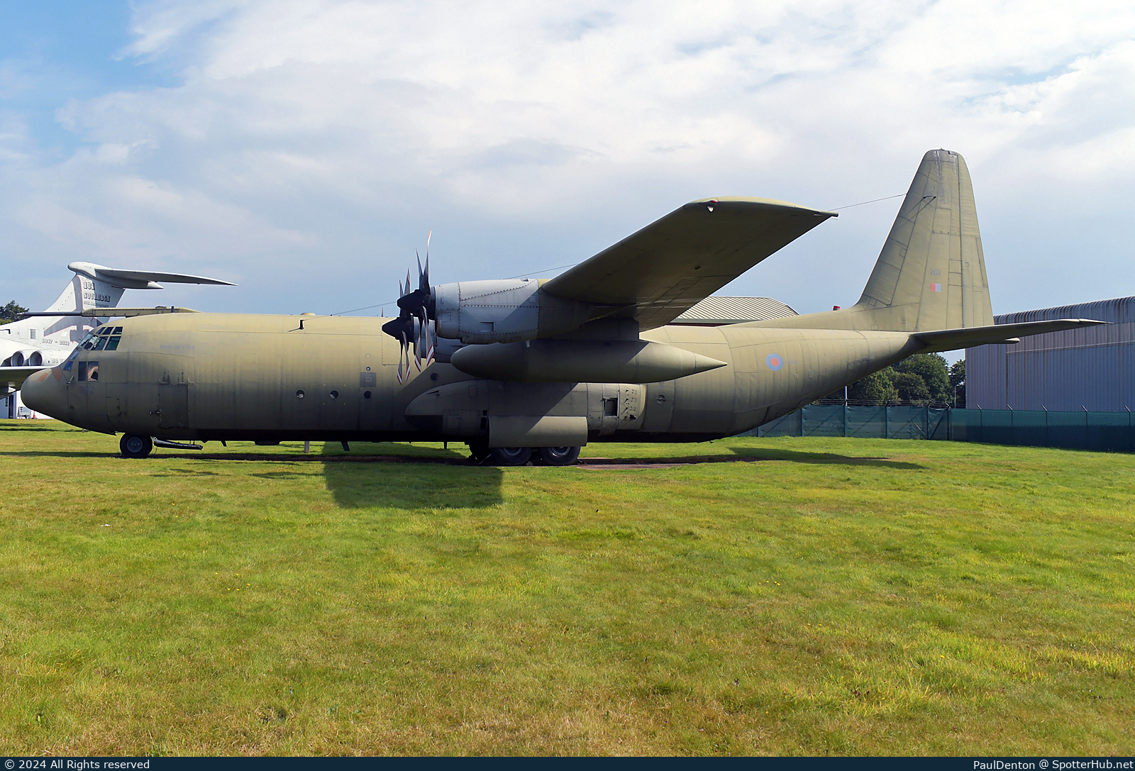 Photo of XV202 - Lockheed Hercules C.3P operated by Royal Air Force