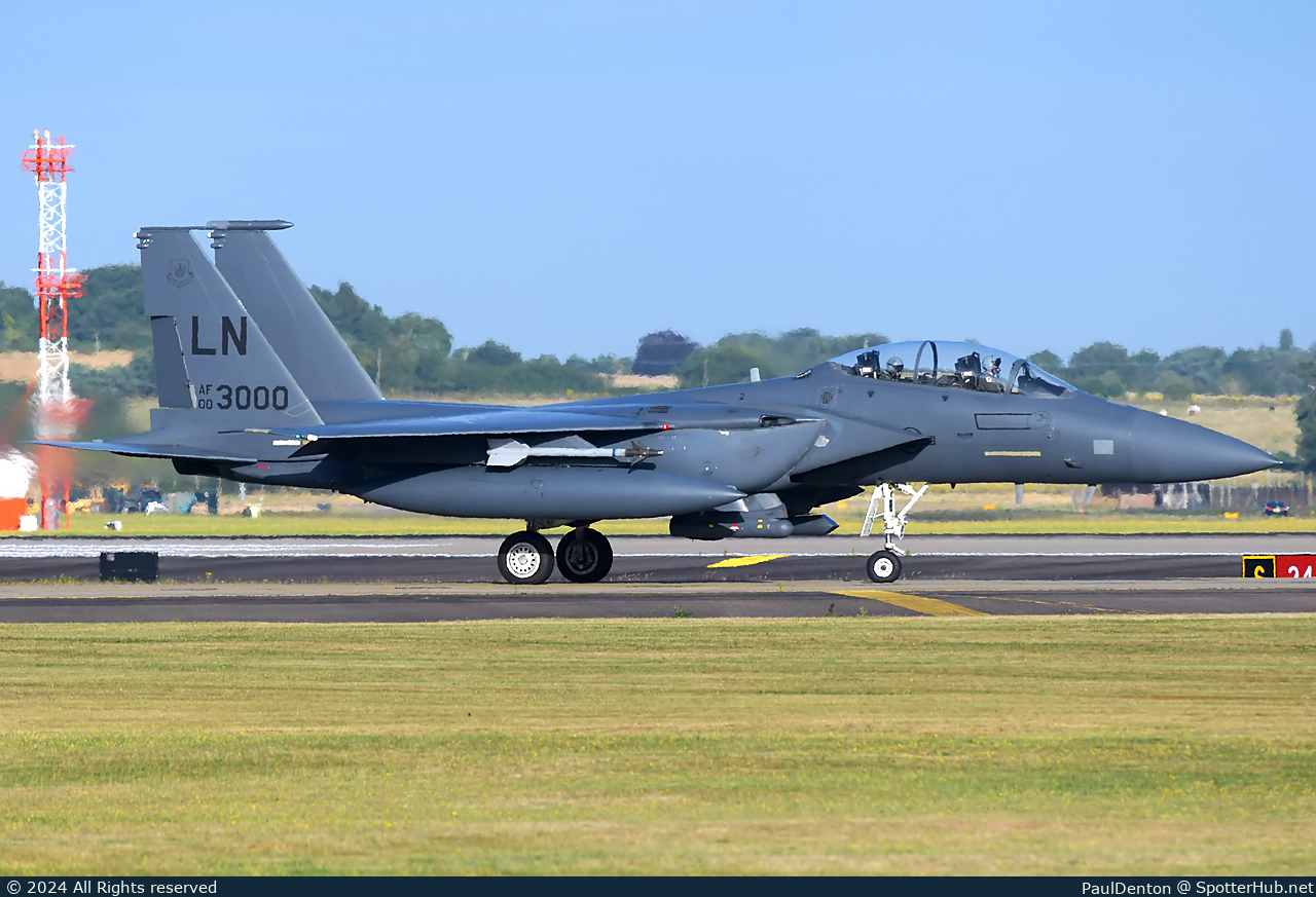 Photo of 00-3000 - Boeing F-15E Strike Eagle operated by US Air Force